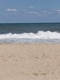 Beach behind Hotel