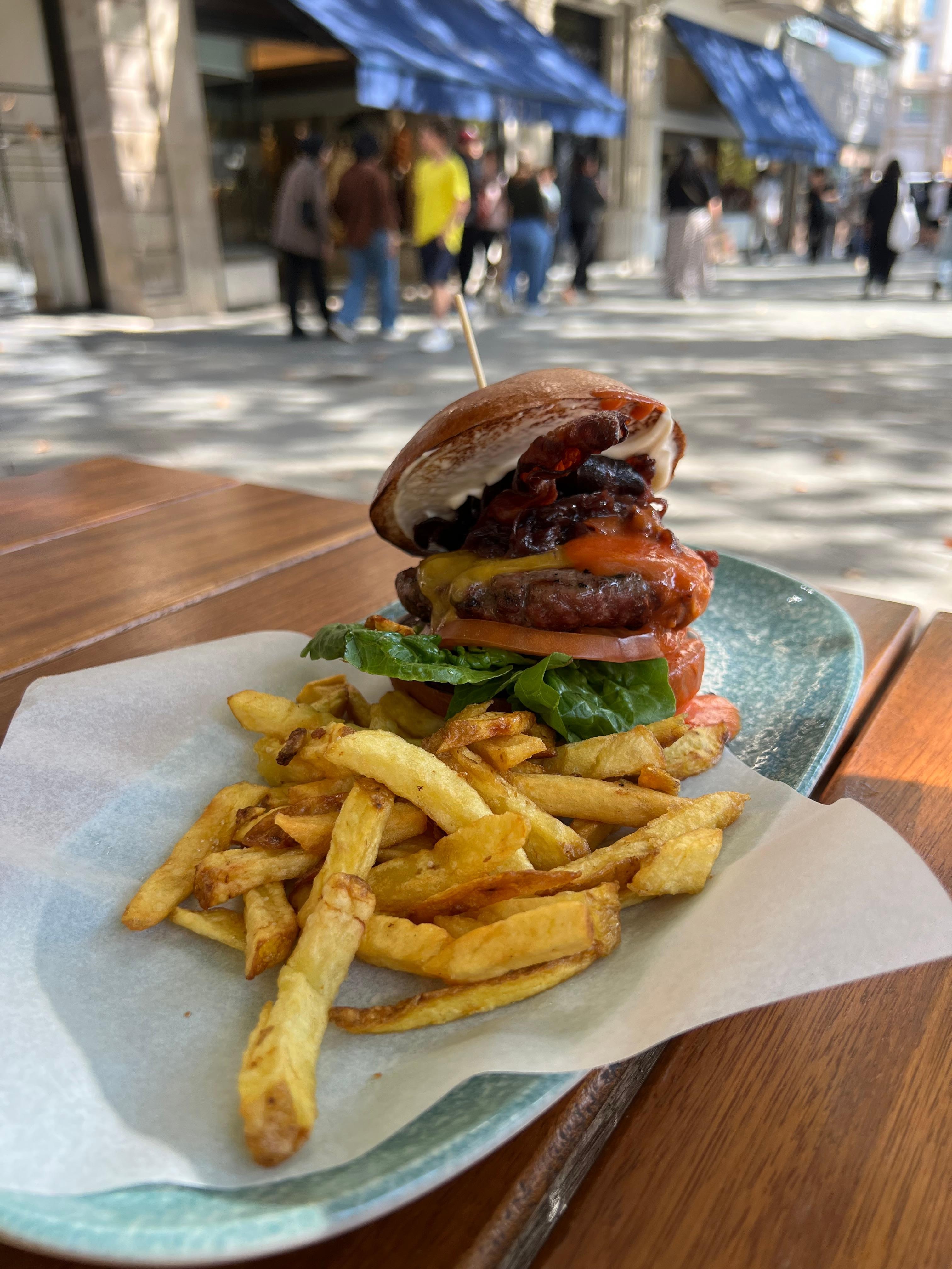 Dinner near Catalunya