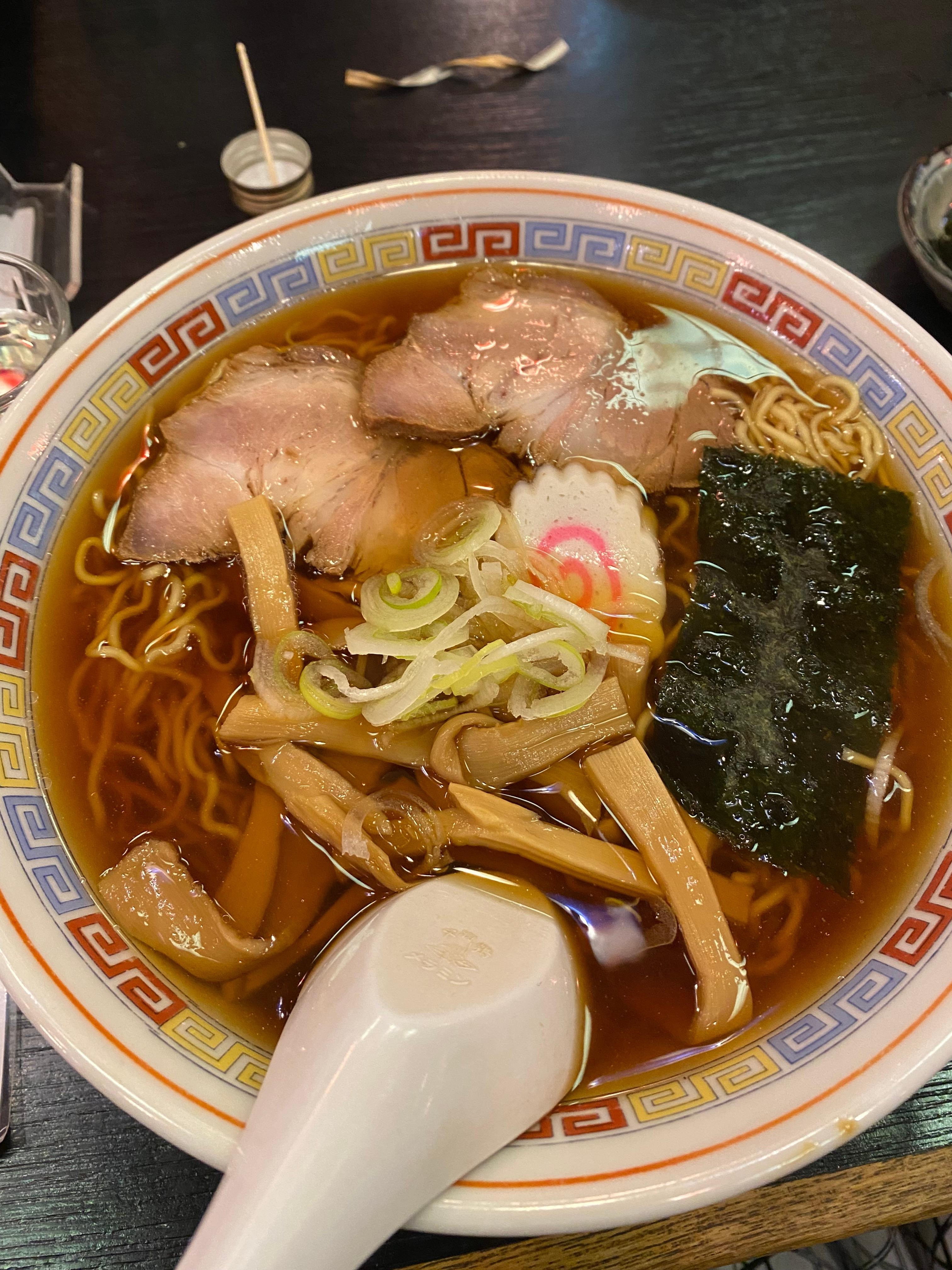 夜の小腹に昭和風のラーメン