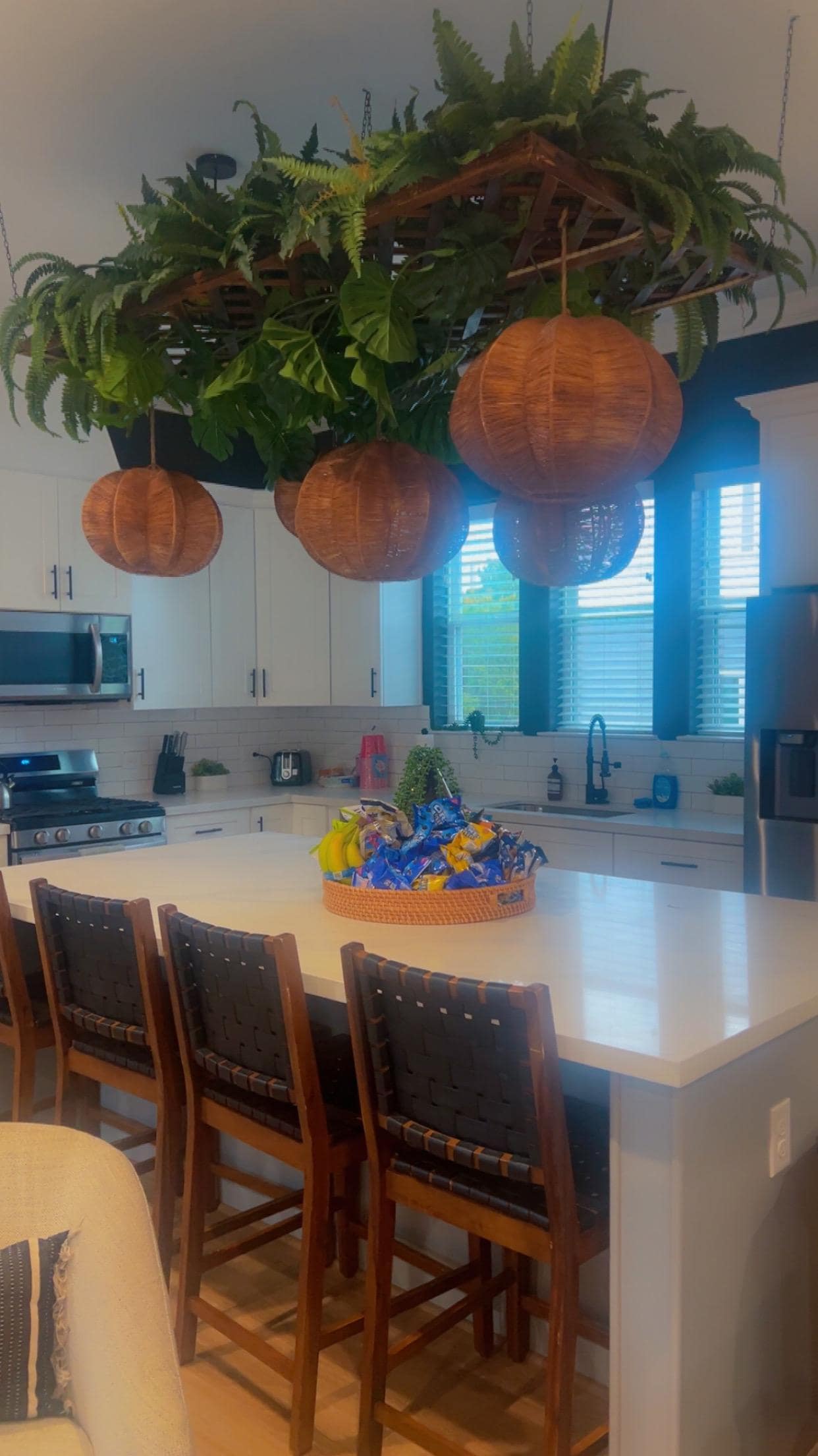 Beautiful kitchen with a gas stove and spacious island. Great for prepping/cooking a family meal. 