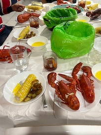 Steamer and tools included (lobster self supplied :)