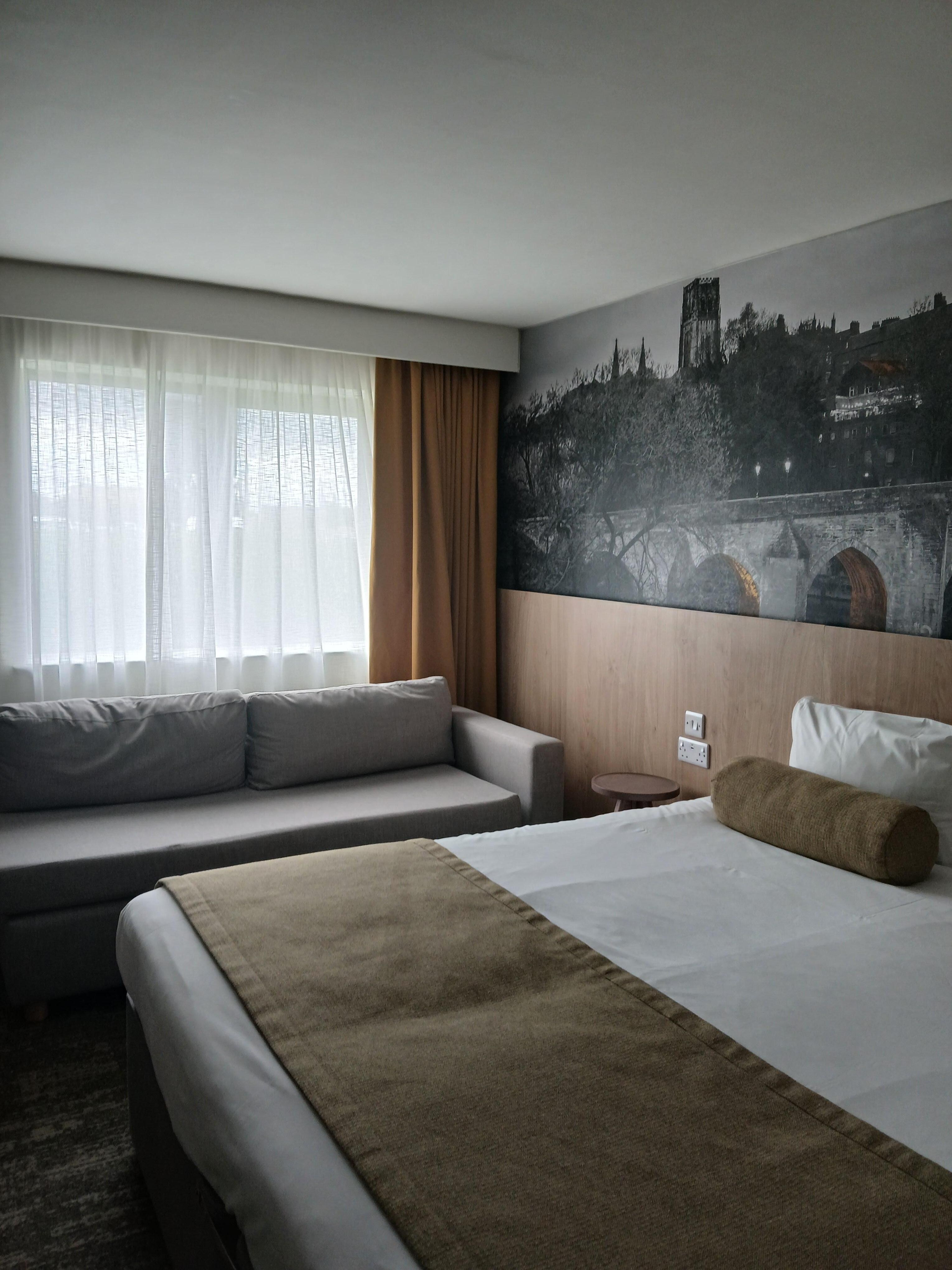 King bedroom 