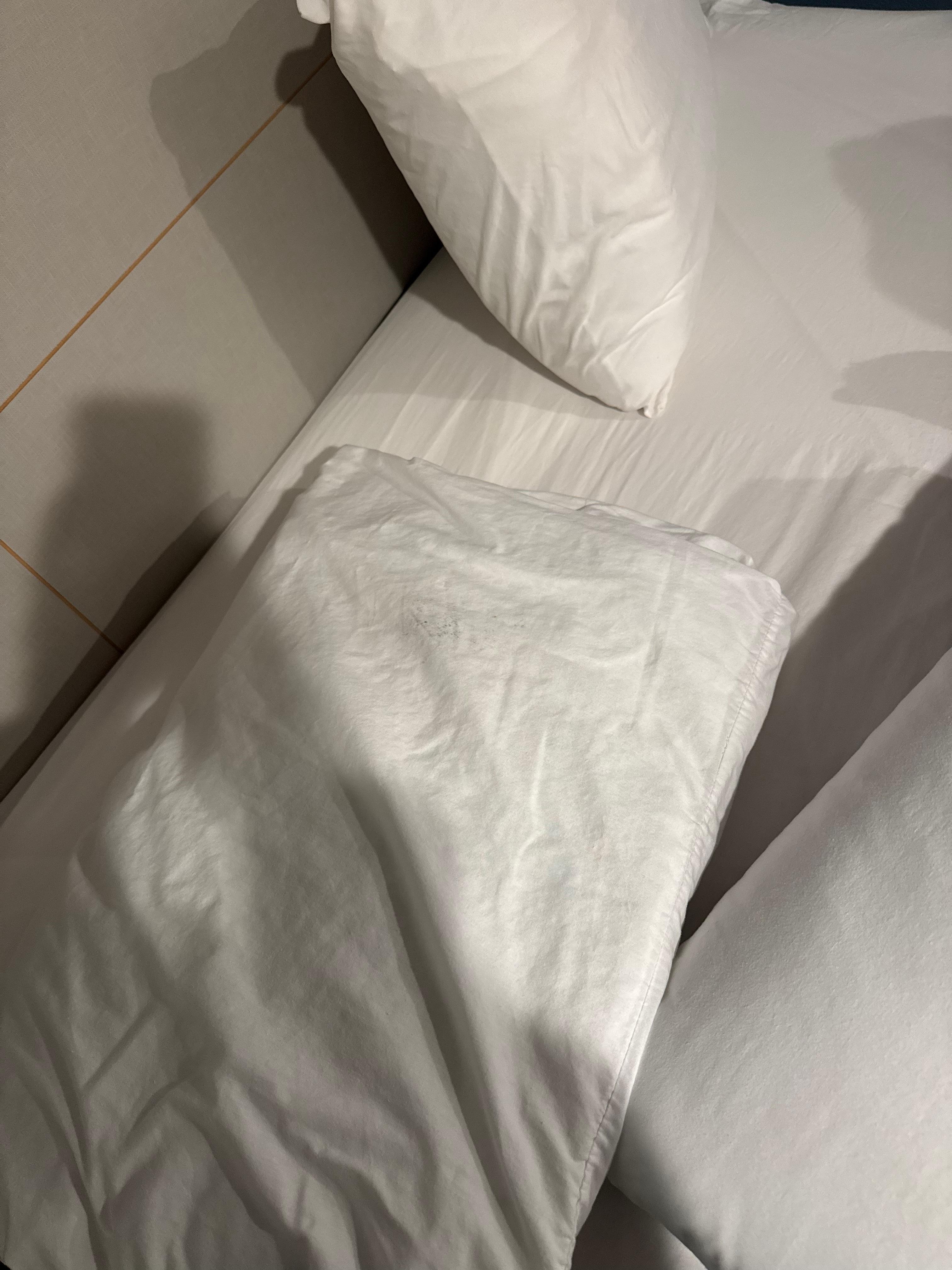 Dirty pillow case 