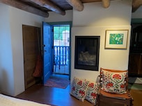 Upstairs access to single chair 2nd floor porch