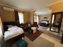 ダブルベッド1台、エキストラベッド1台