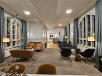 Beautiful lobby. Love to hangout here after a day's exploration drinking complementary coffee or tea