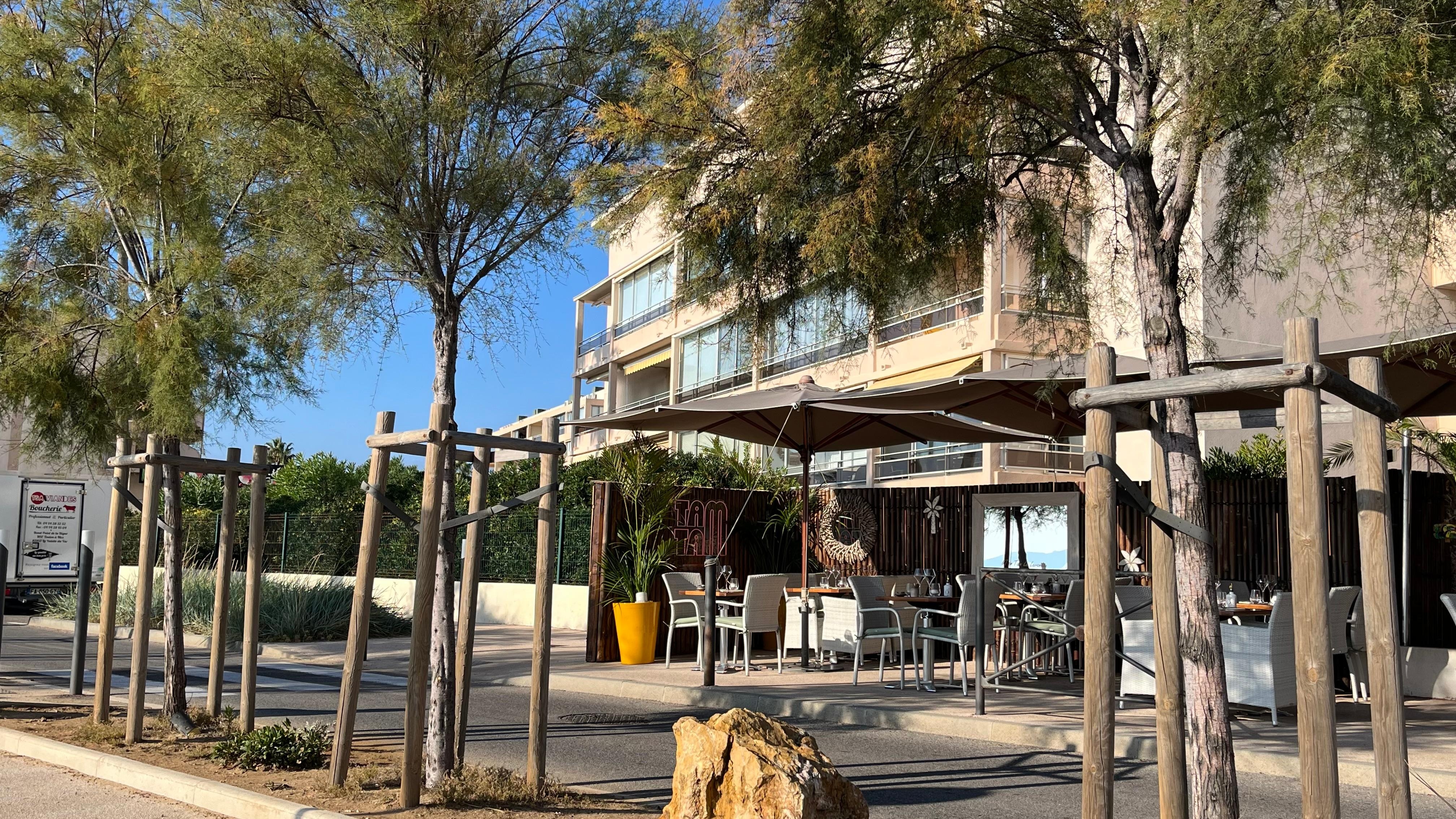 Good restaurant next door