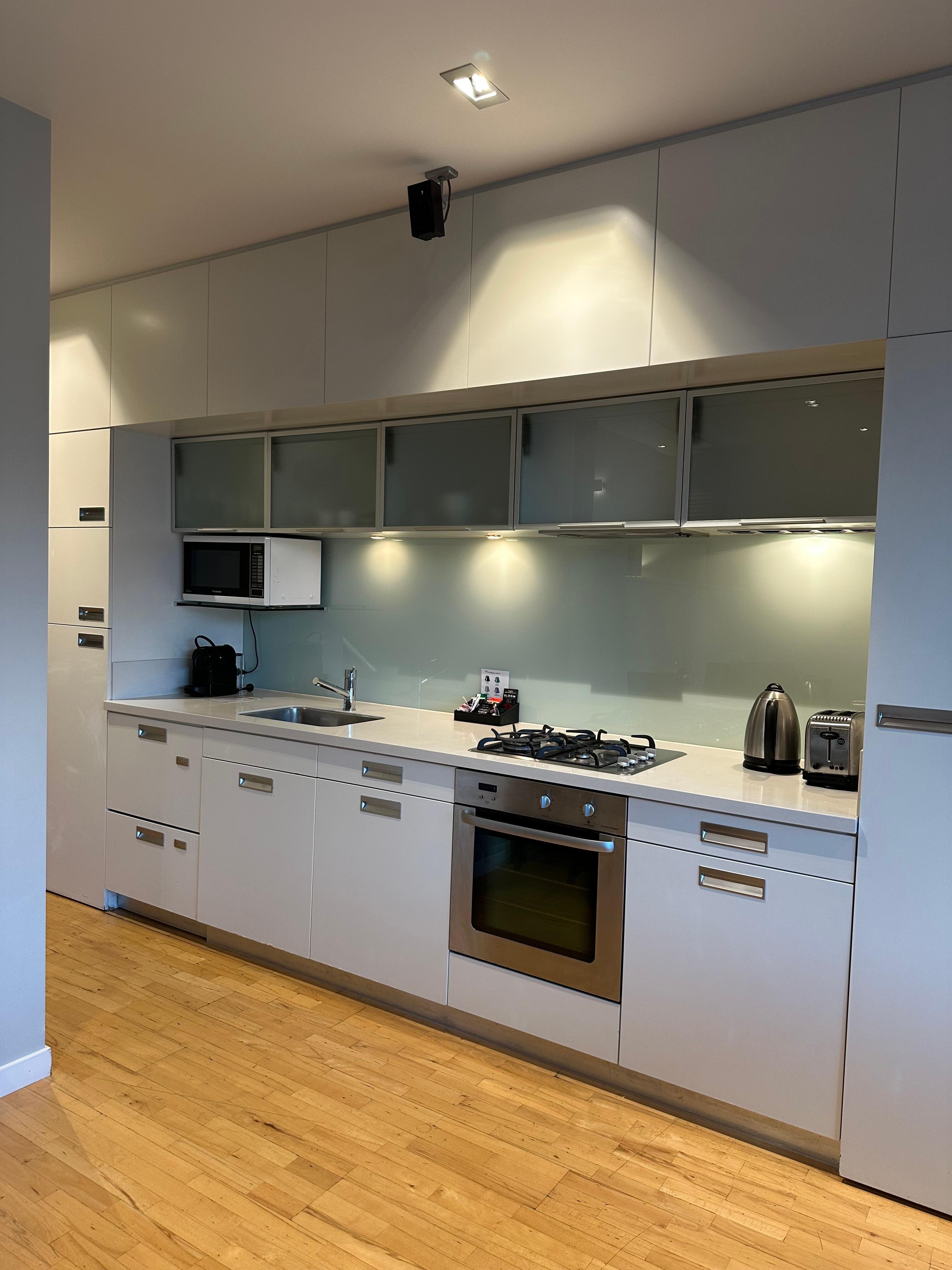 Well Equipped Full Kitchen