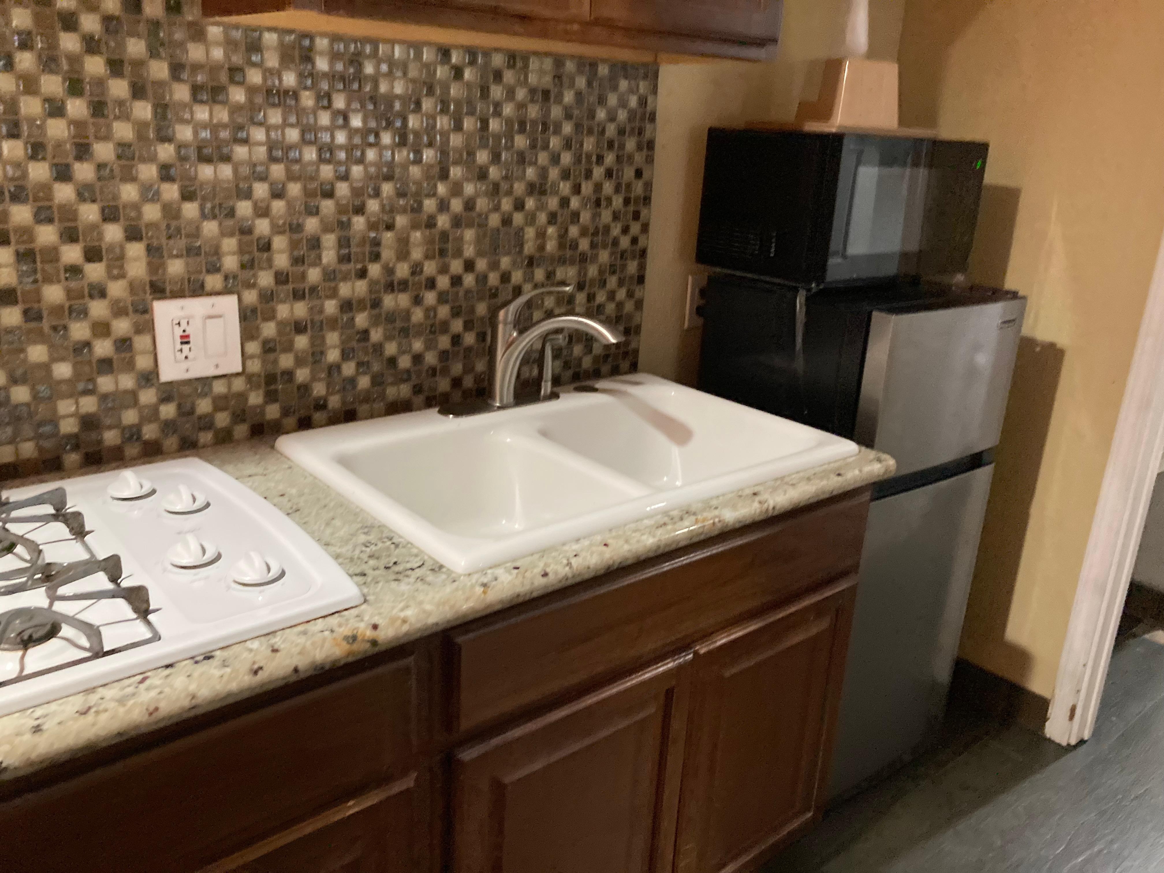 Kitchen sink