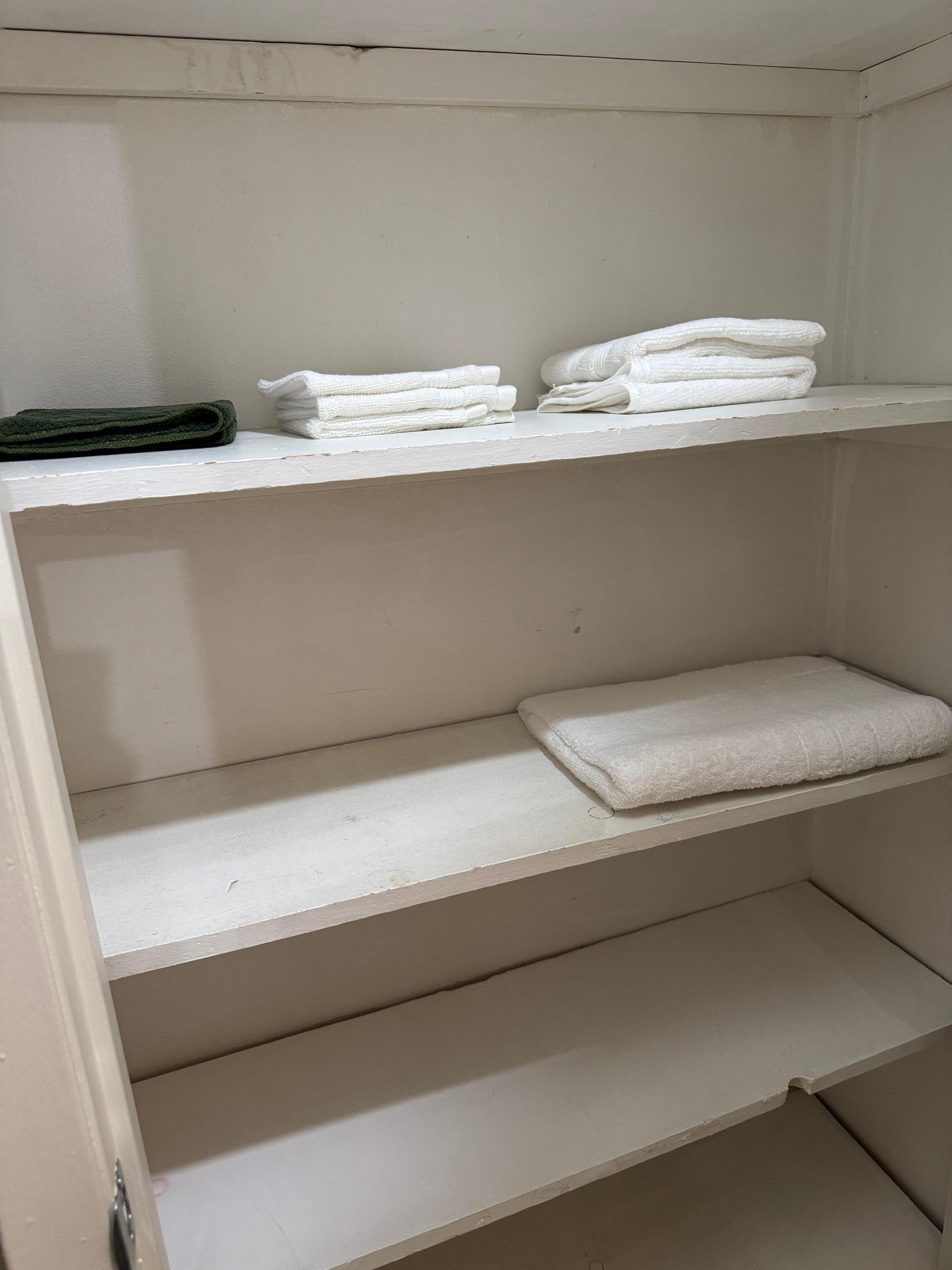 Lack of bath towels upon check-in. 