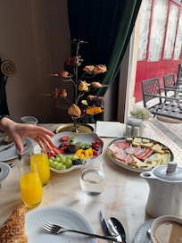 I felt like I was at a high tea (see pics) .. then they brought. My omelette and protein