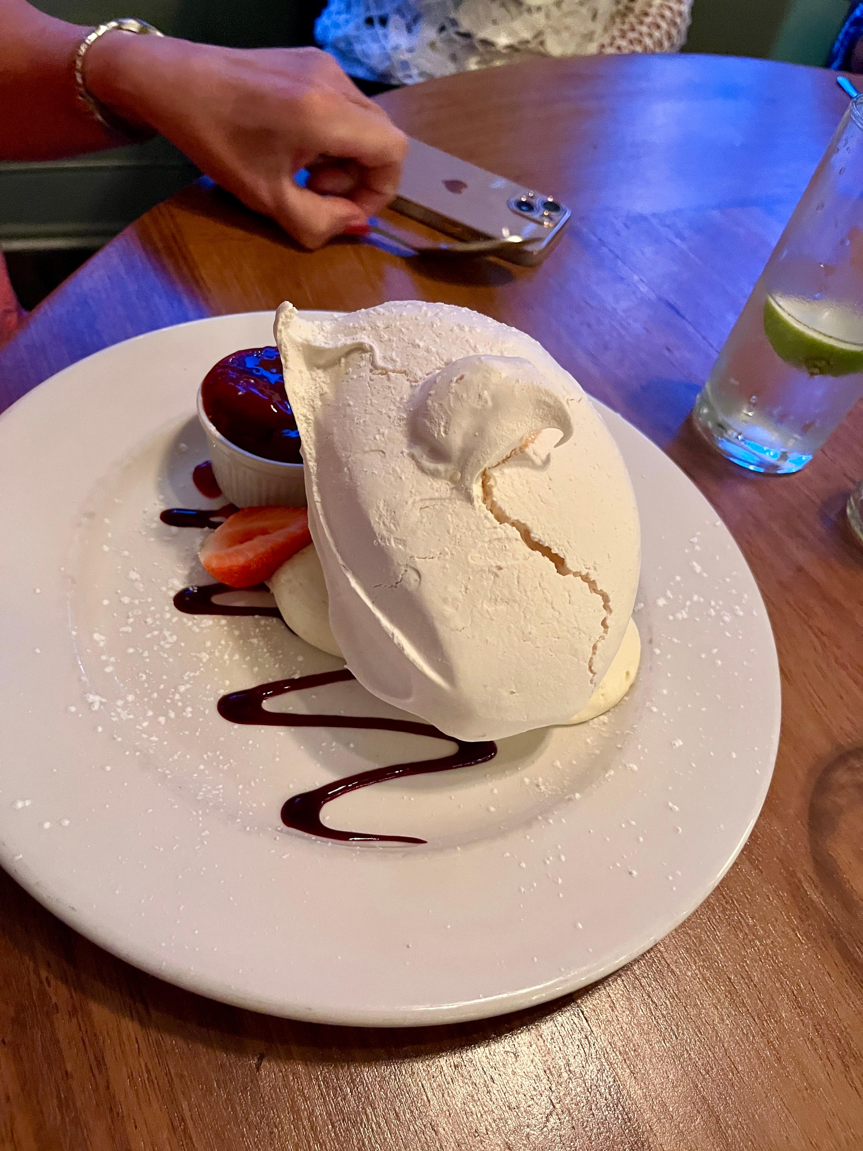 Cawdor Pavlova! 👌