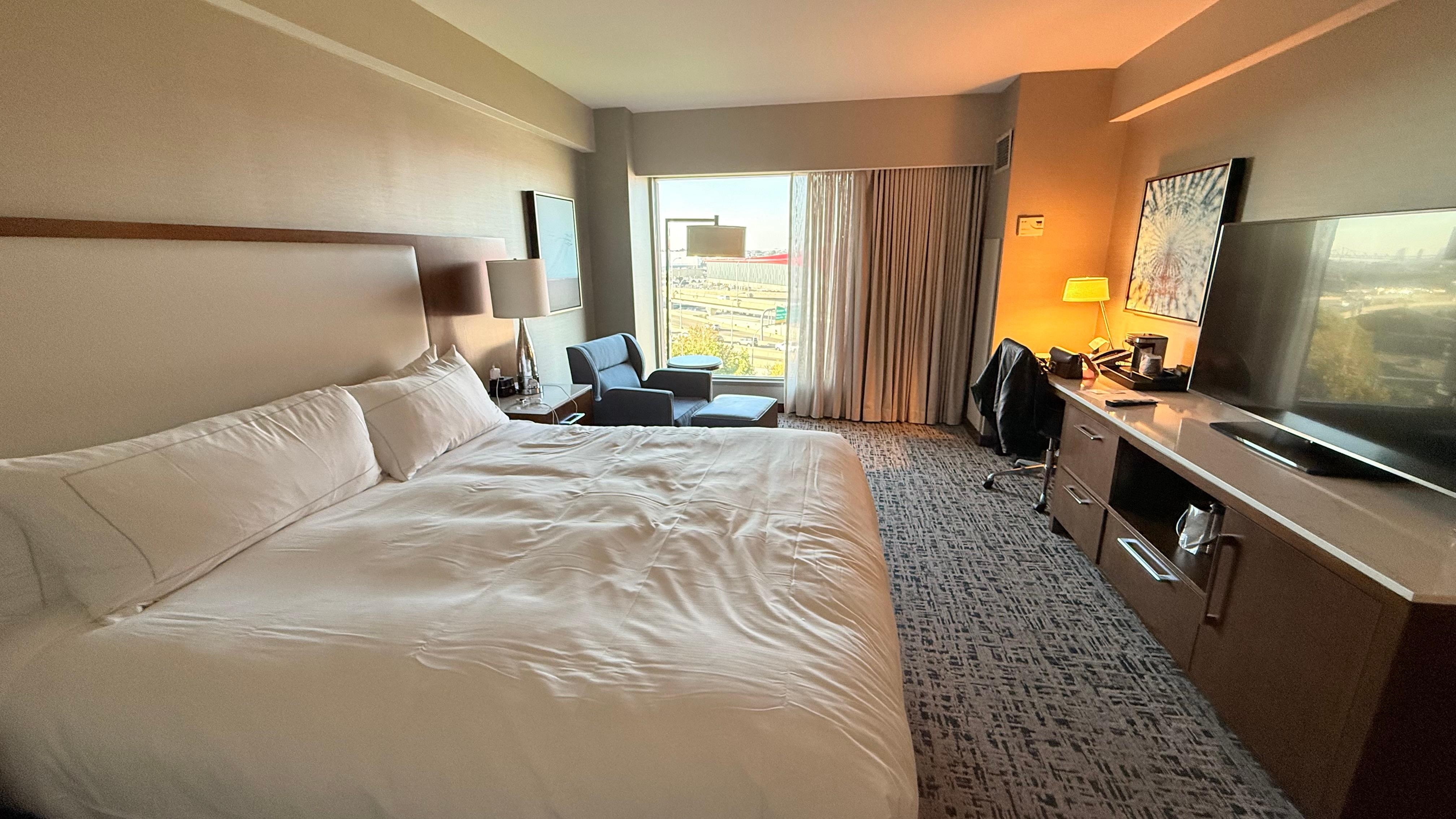 very clean and nice bed