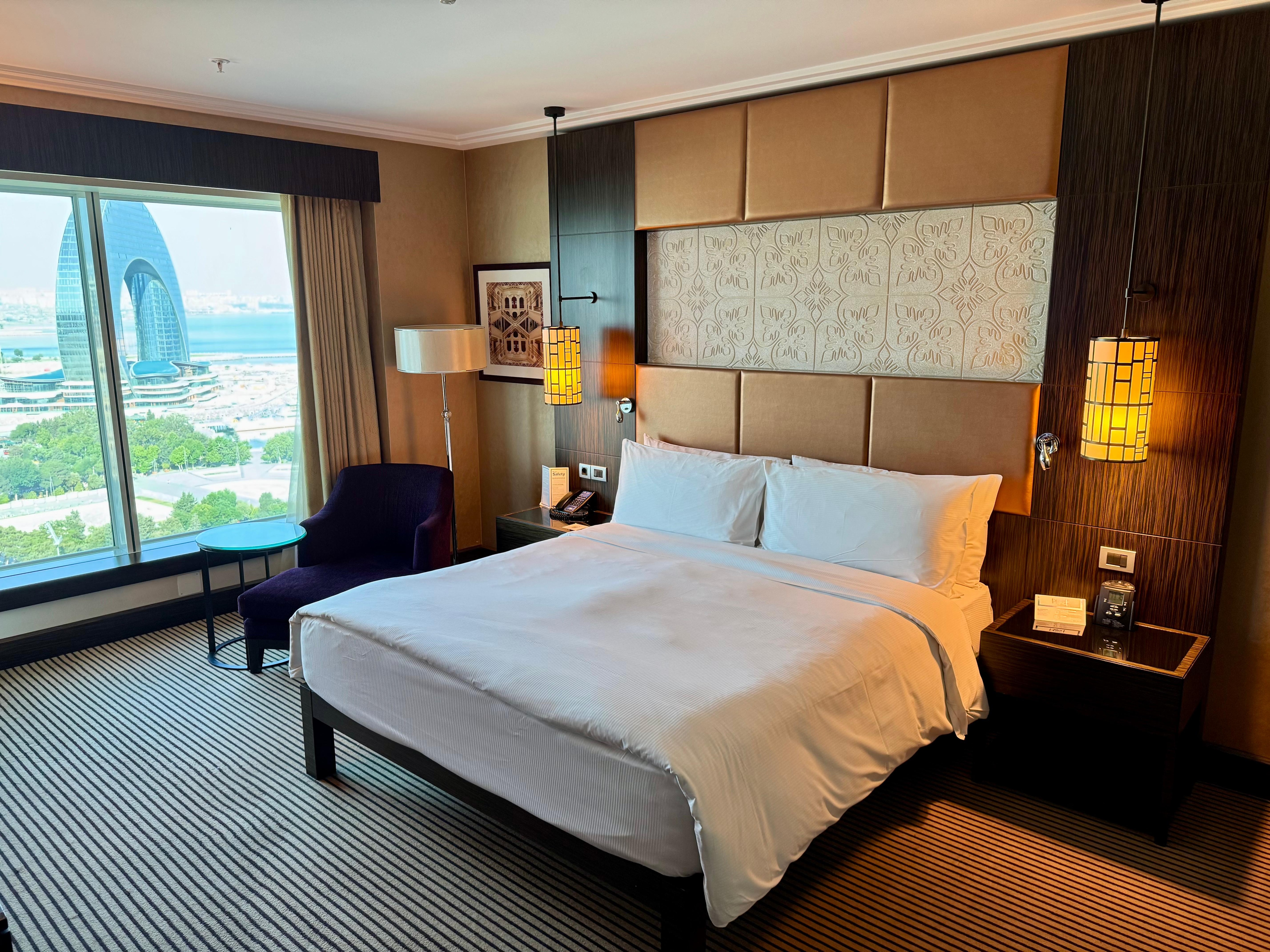 King Executive room on 19 floor with lounge access 