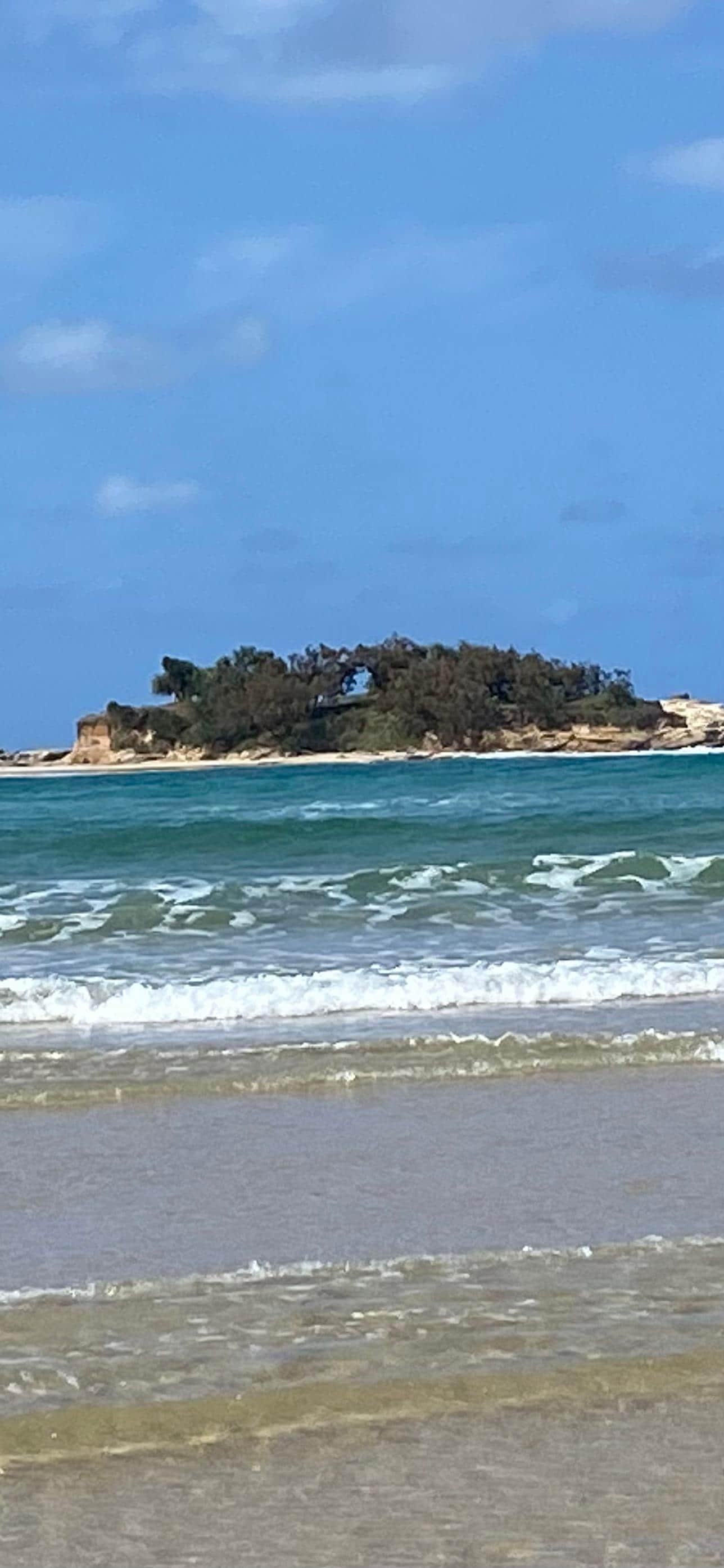 Maroochydore sea entering the river