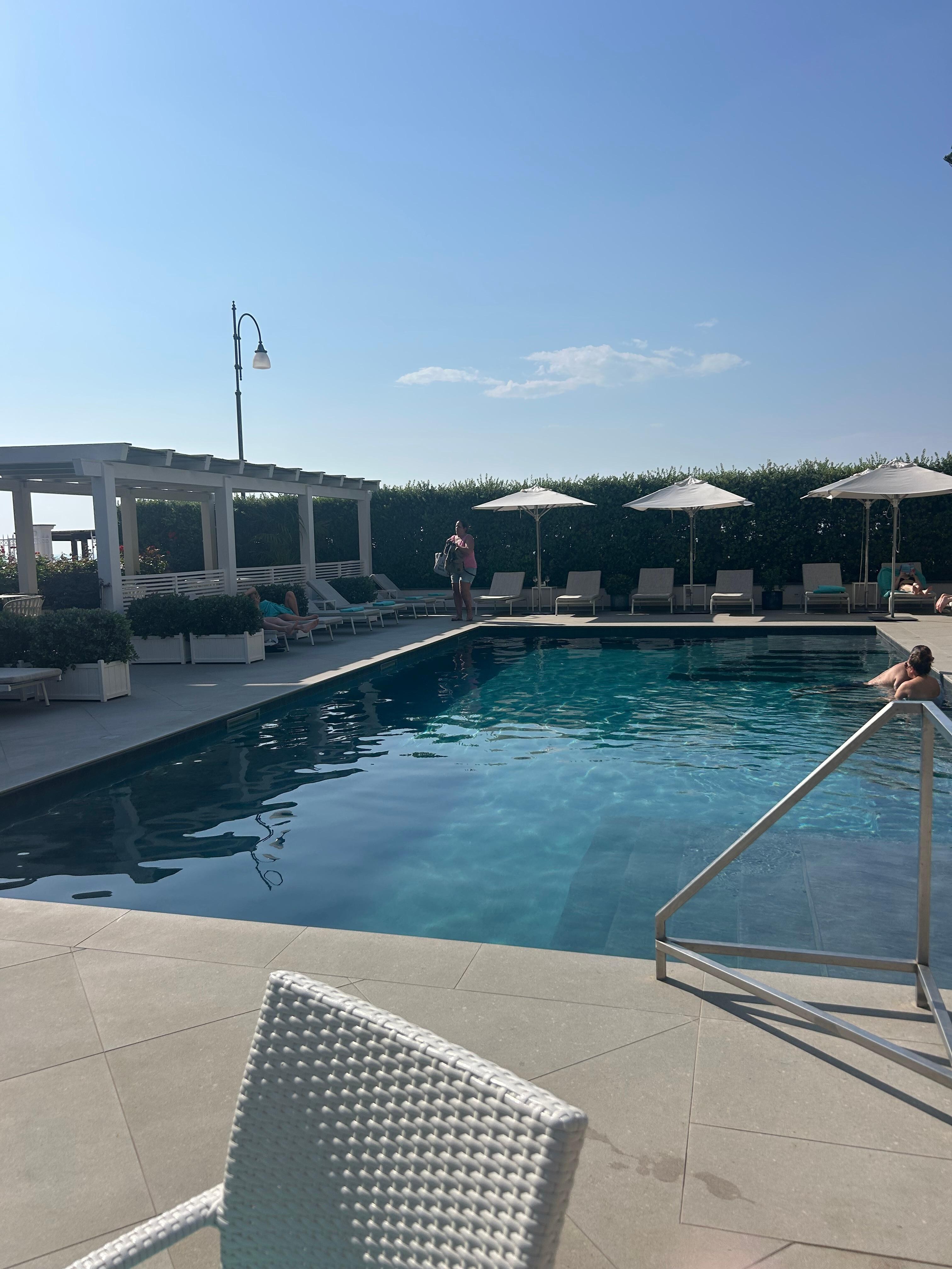 Pool area 