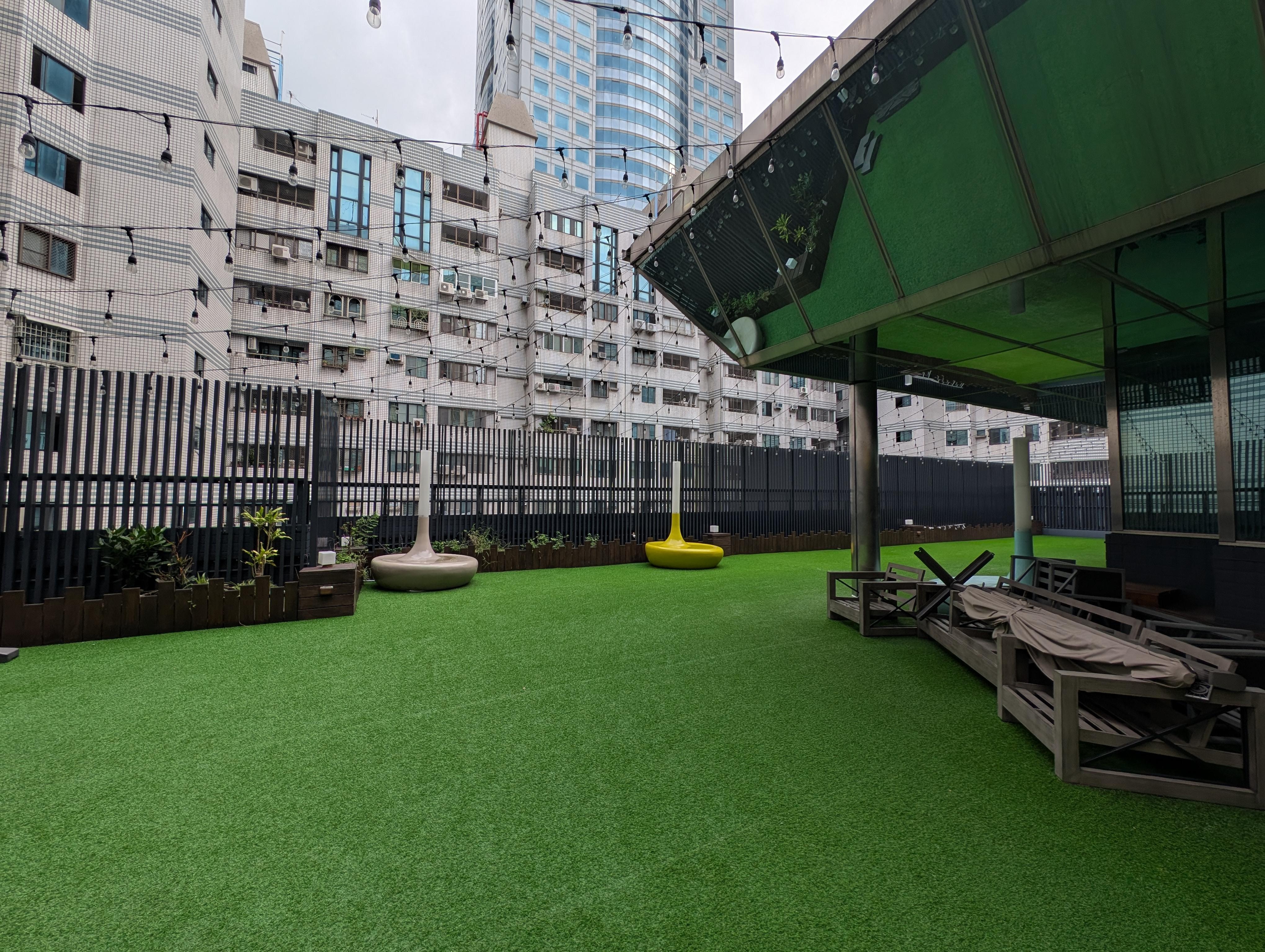 飯店外戶休憩區