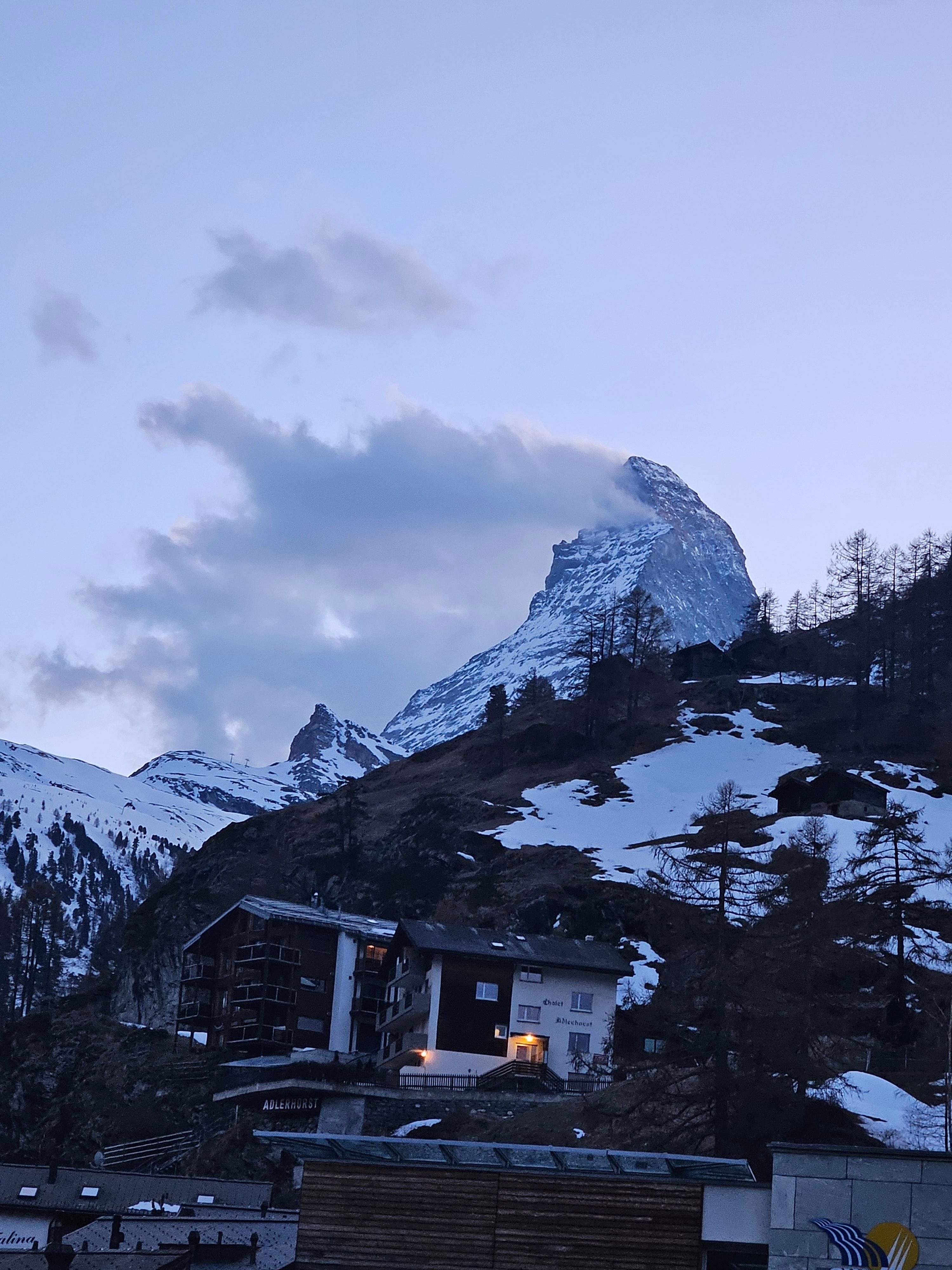 Evening at the rooftop lounge. We loved it!