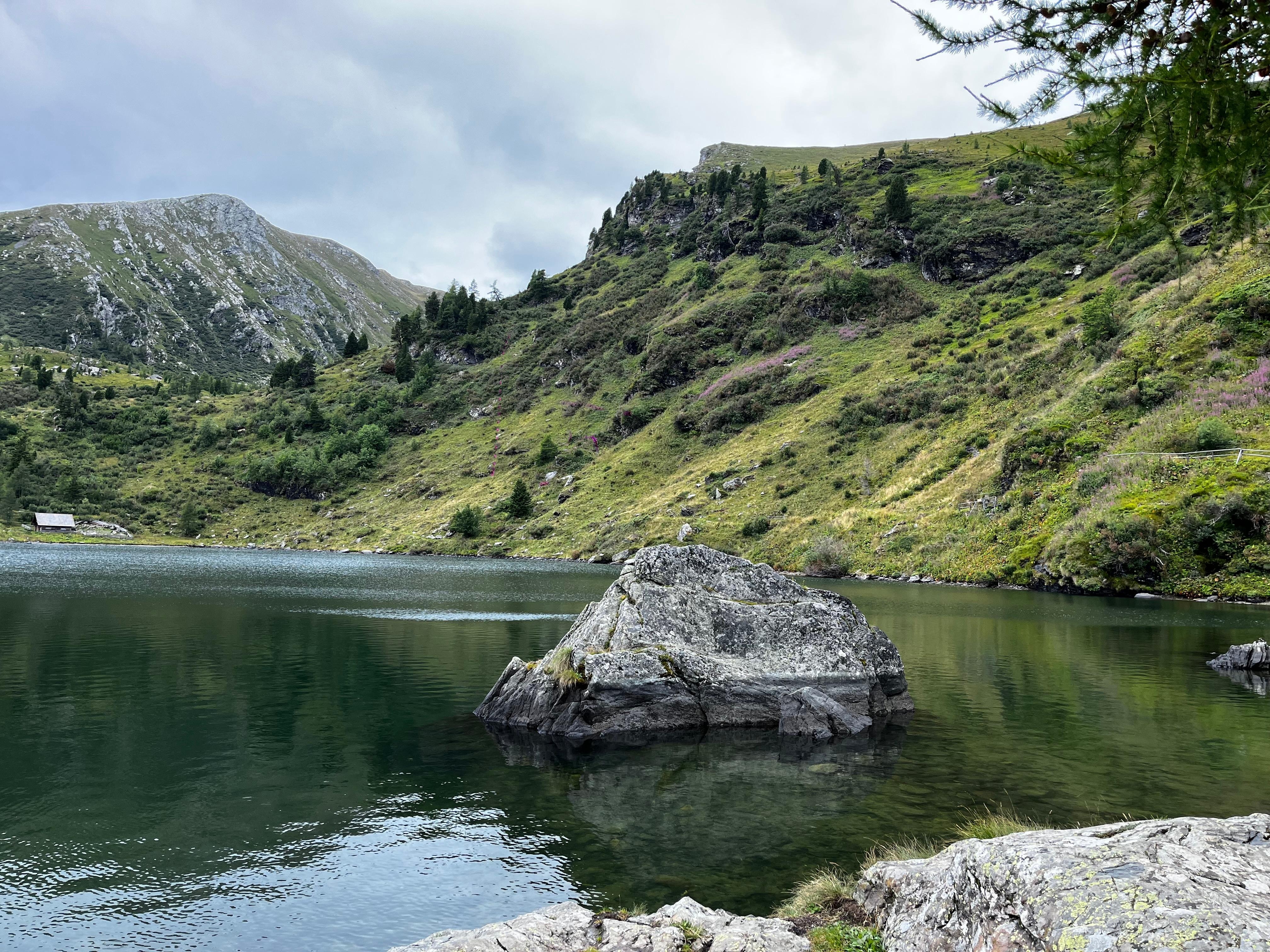 Ausblick auf den Falkert-See, keine 2 Geh-Minuten entfernt 