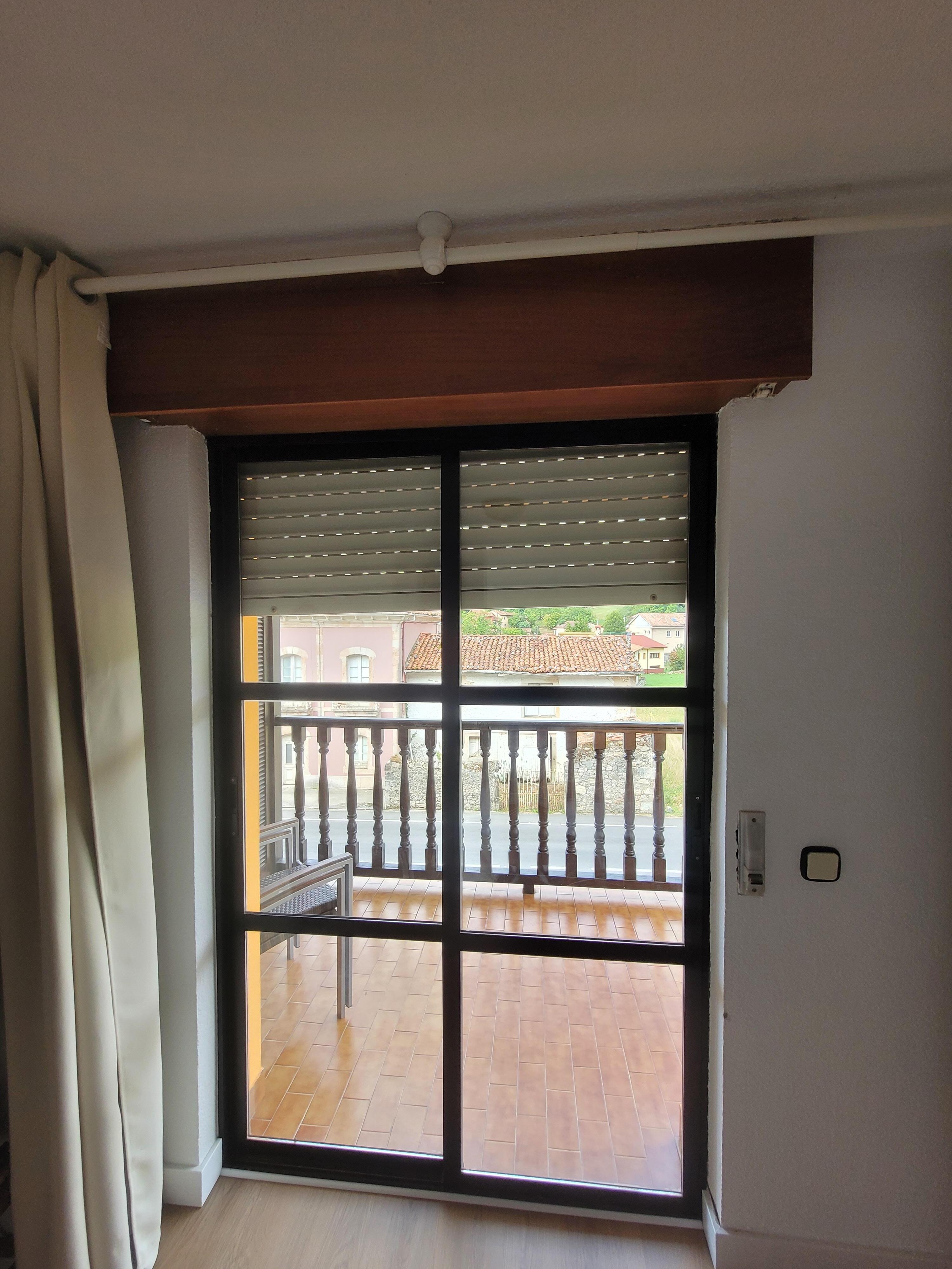 Volet ne fonctionnant pas et restant dans cette position.