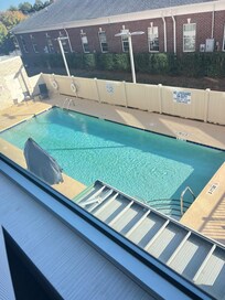 Would love to use this pool in warmer weather!