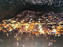 Close up of a cool picture in the master bedroom