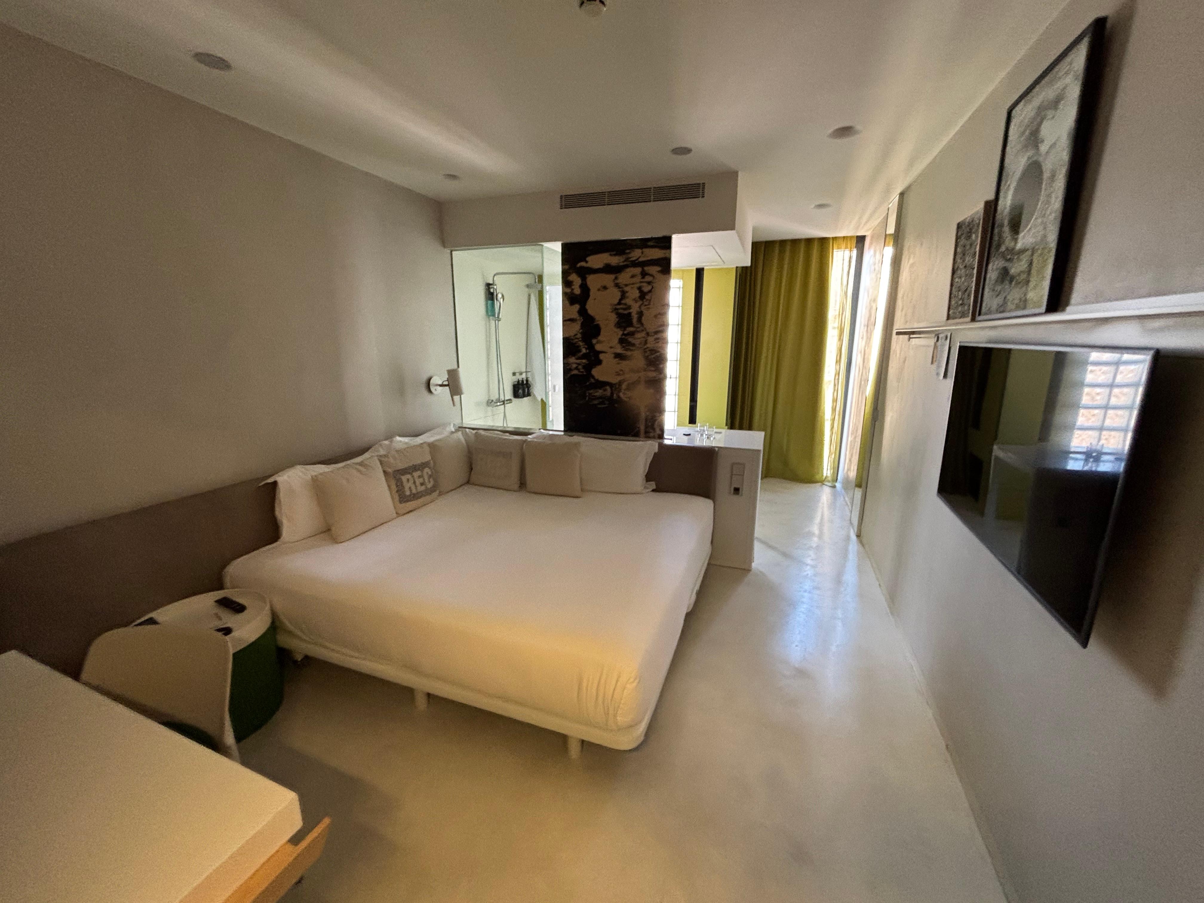 Interesting placing of shower