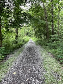 Keuka Outlet trailhead