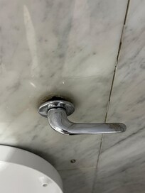 Toilet flush broken