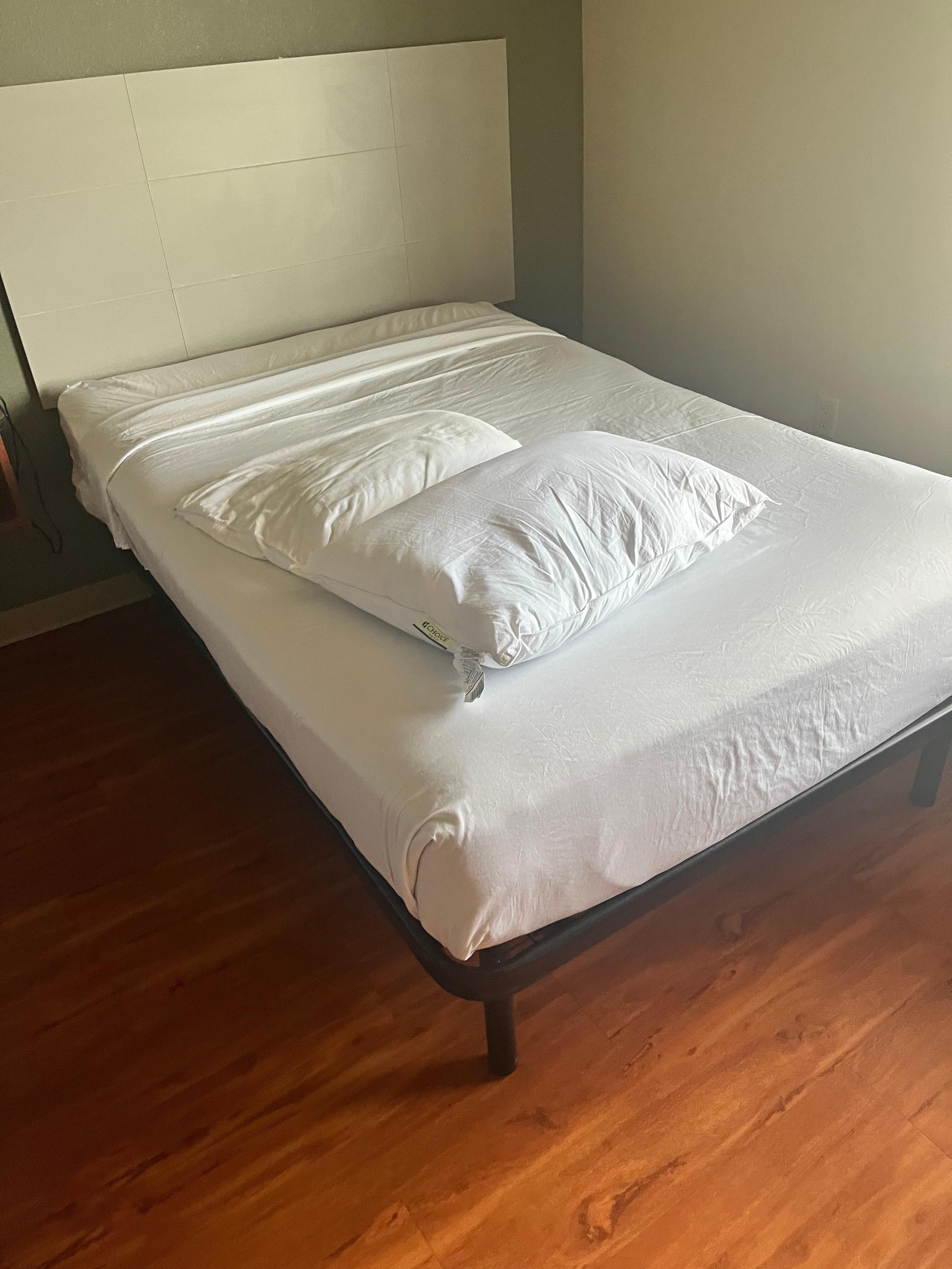 This is how we found the bed.