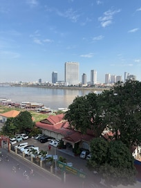 View from my room
There’s a video on my IG:castirongeek
of the room