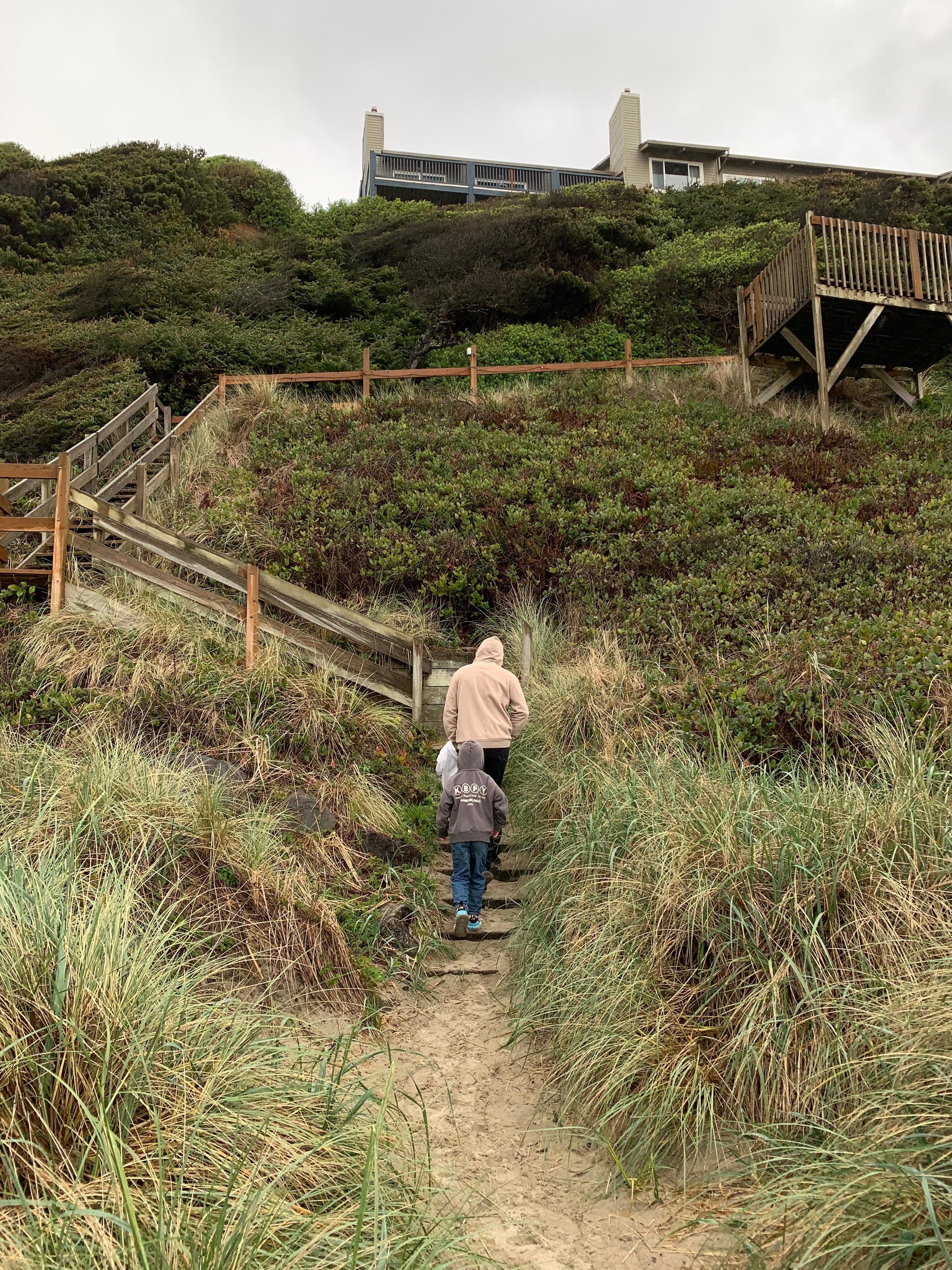 Walkway directly from hotel to beach