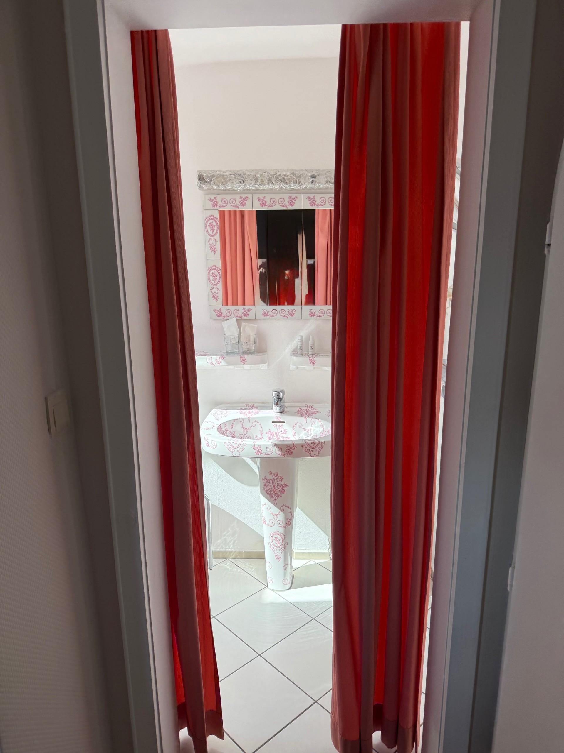 Toilette mit "Tür"