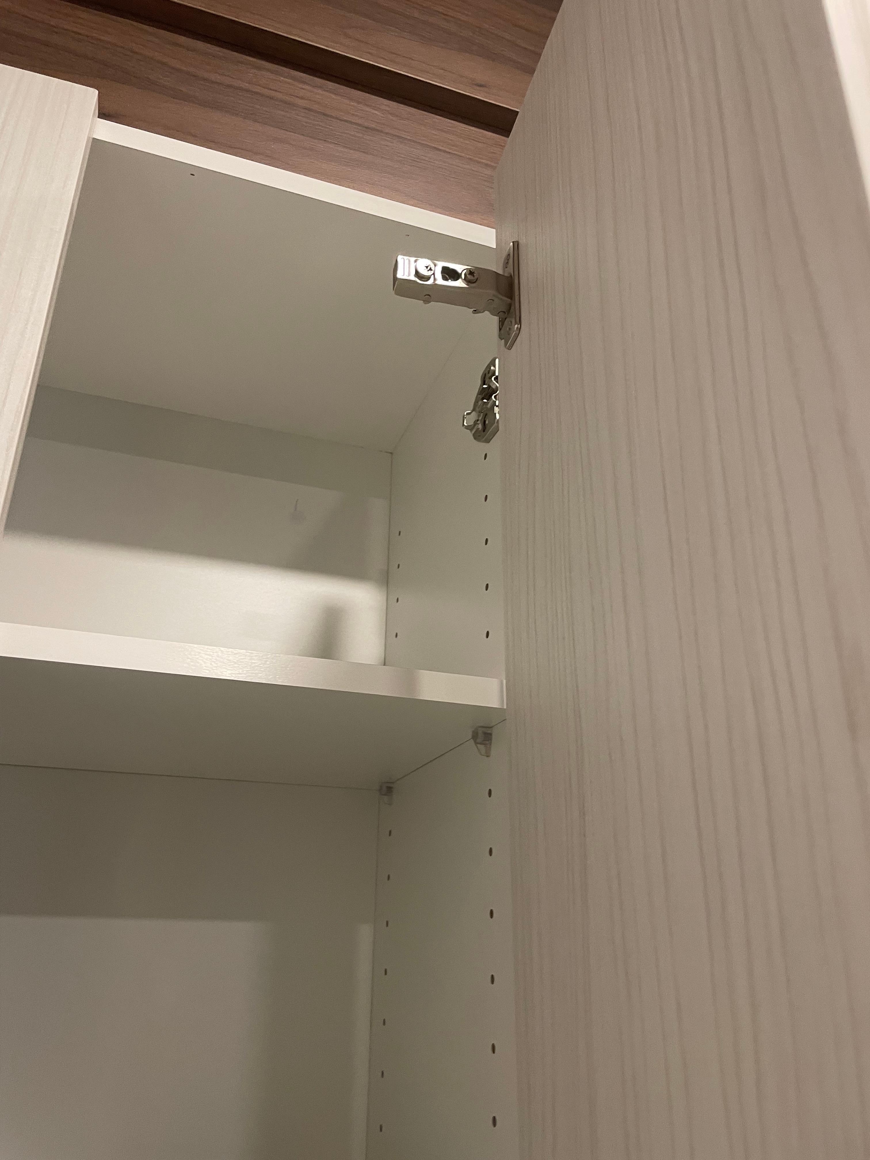 Kitchen cabinet door falling off