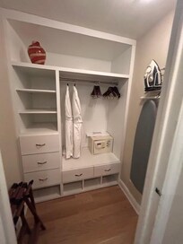 walk in closet