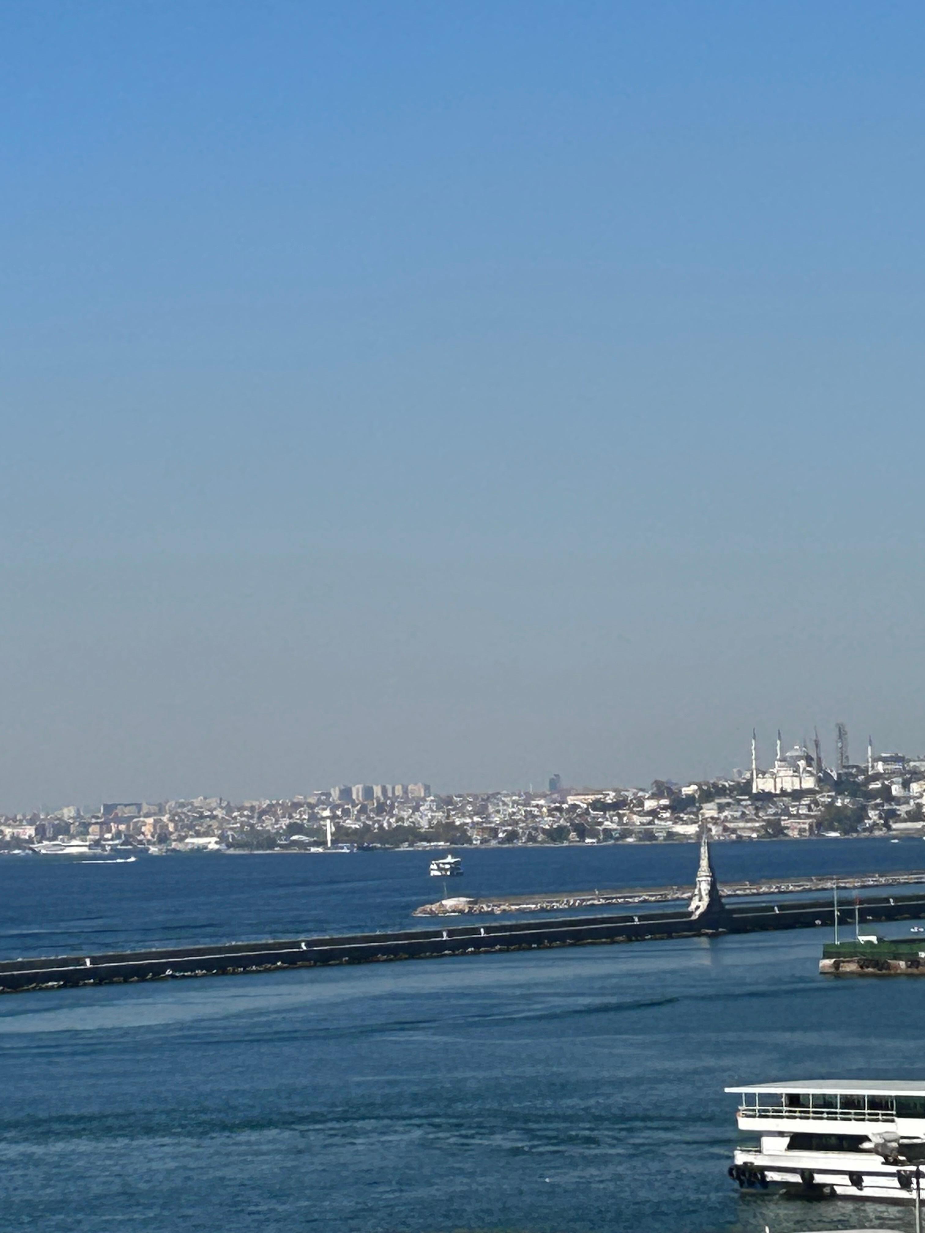 Blick von der wunderschönen Terrasse 
