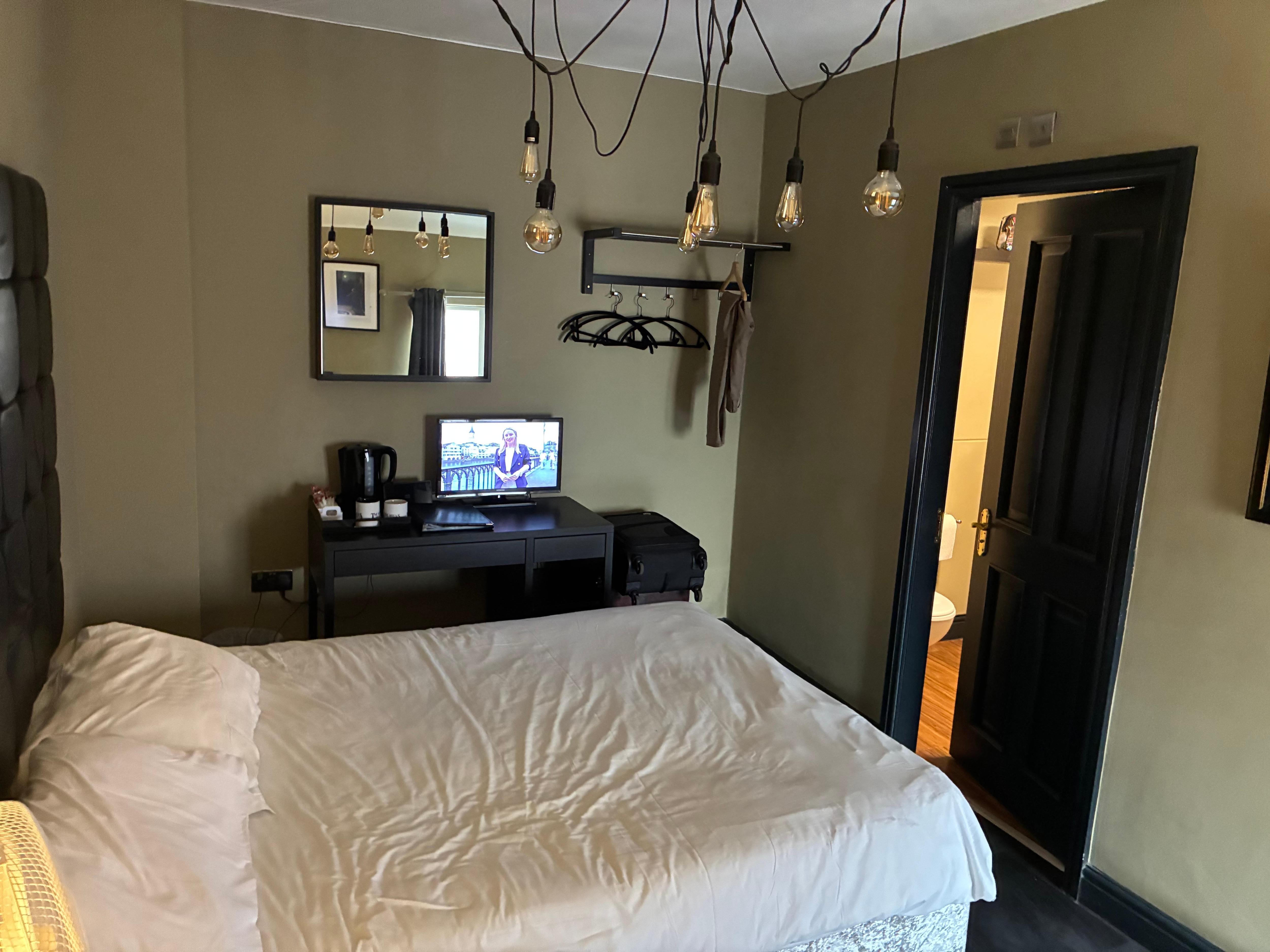Spacious double room