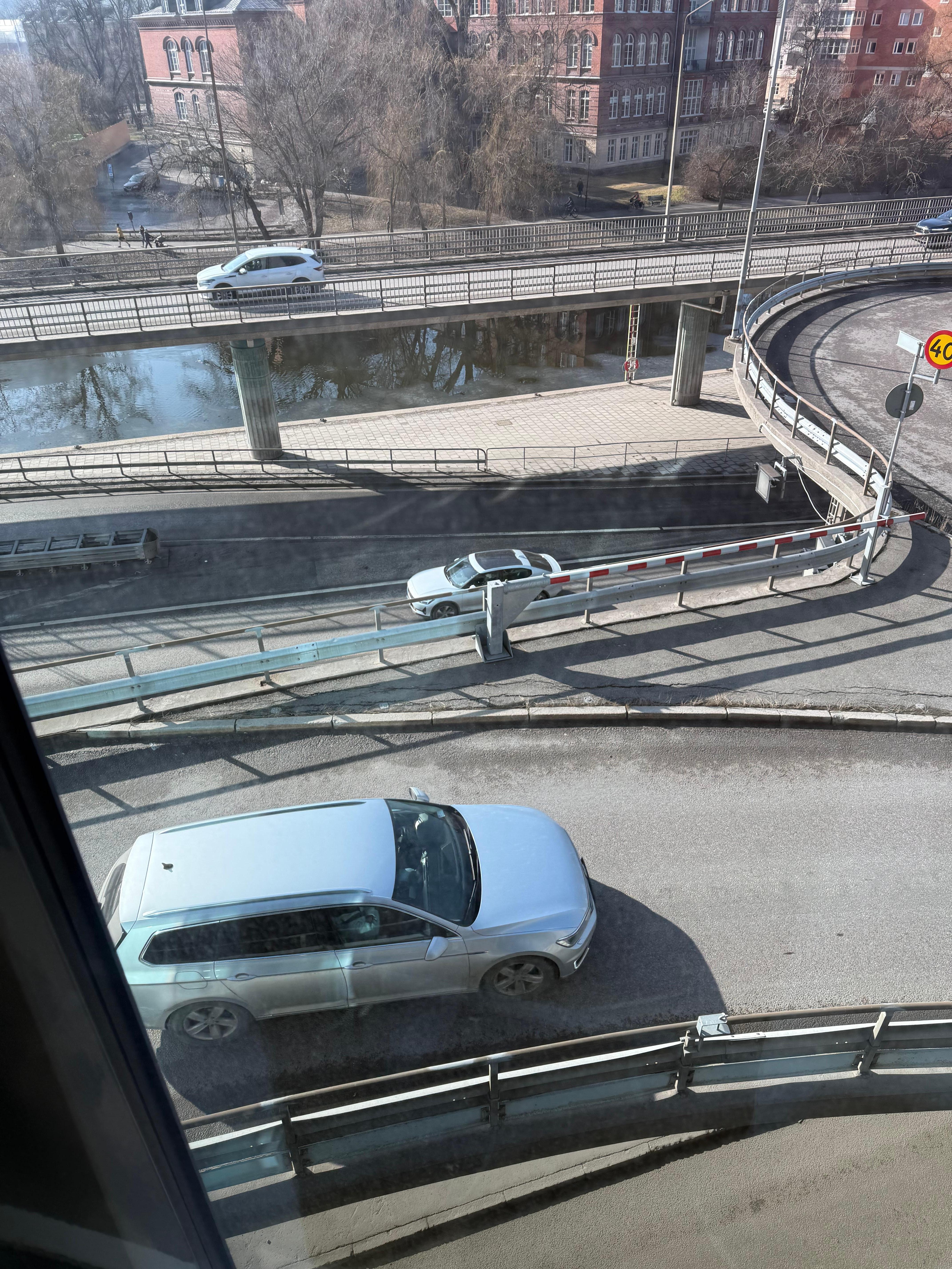 ”City view room”