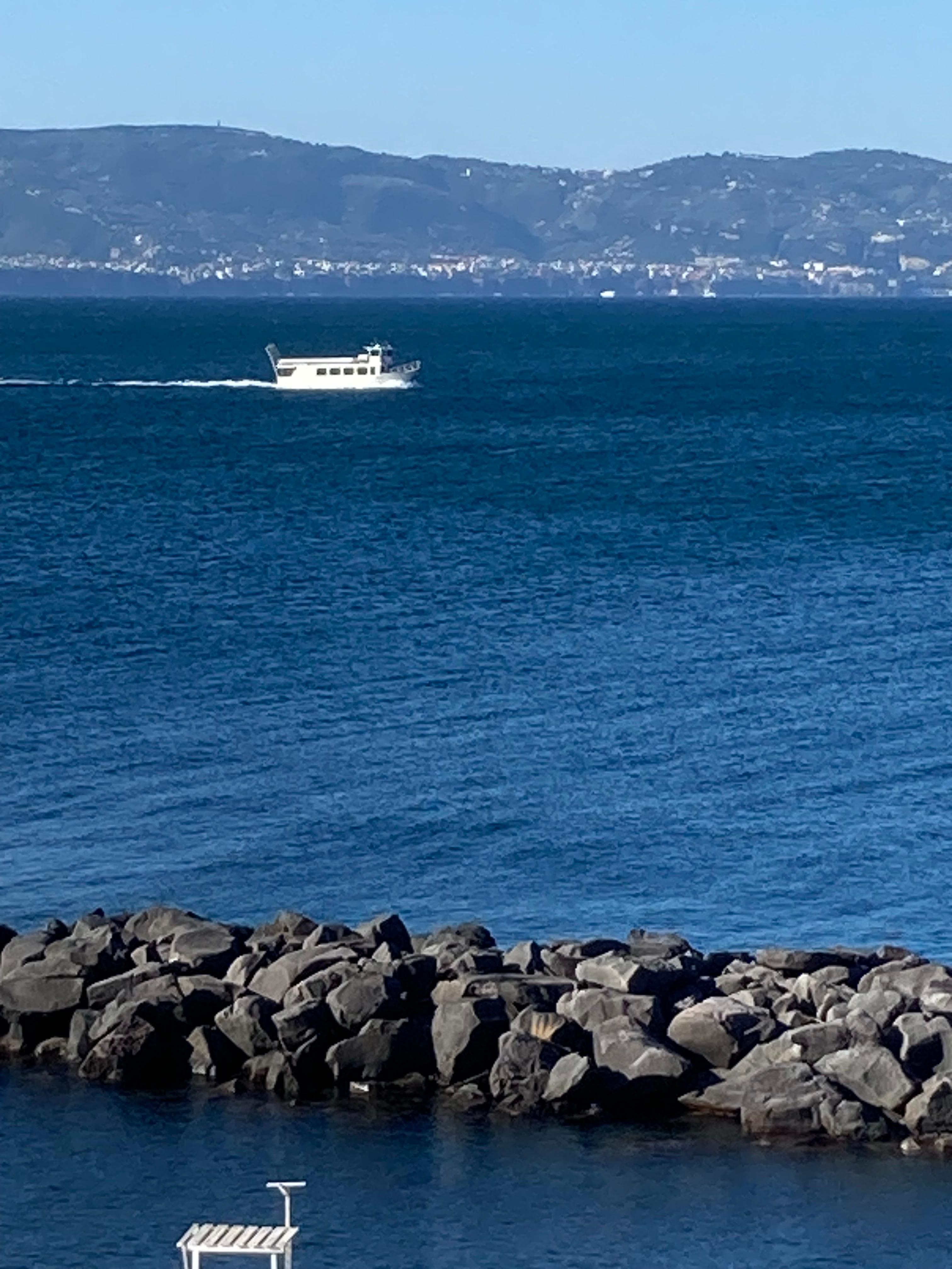 Una fresca mattinata sul mare