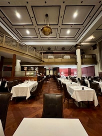 Benjamin Steak house