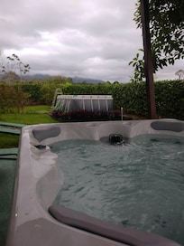 The exterior is very beautiful that I cannot deny the jacuzzi is very well kept however the pool does have mildew that needs cleaning on the edges of the wall and perimeters bathroom sinks have rust and showers