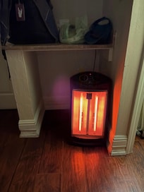 Only kept a part of the room warm.
Bathroom was still super cold.