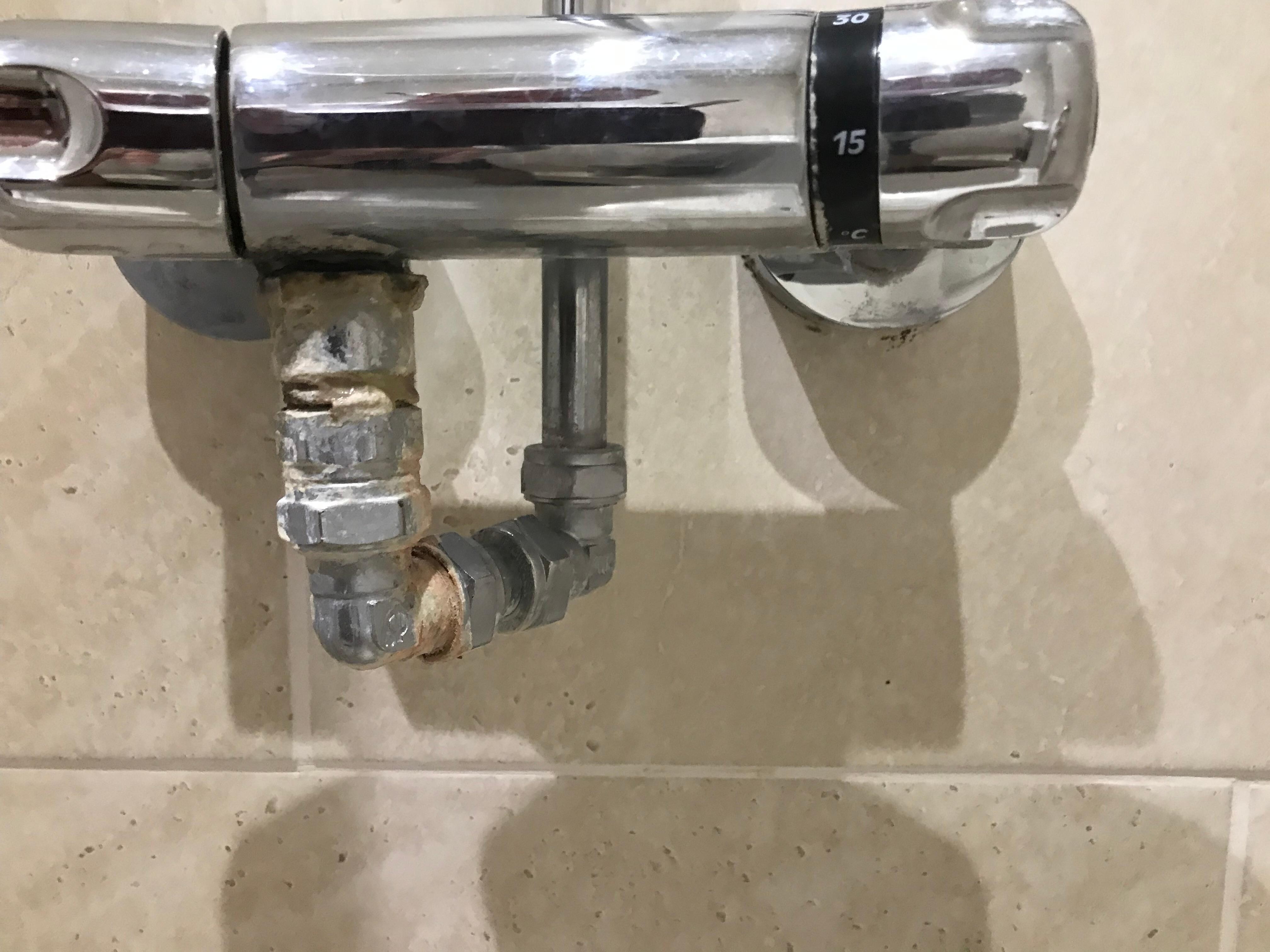 Shower pipes corroded 