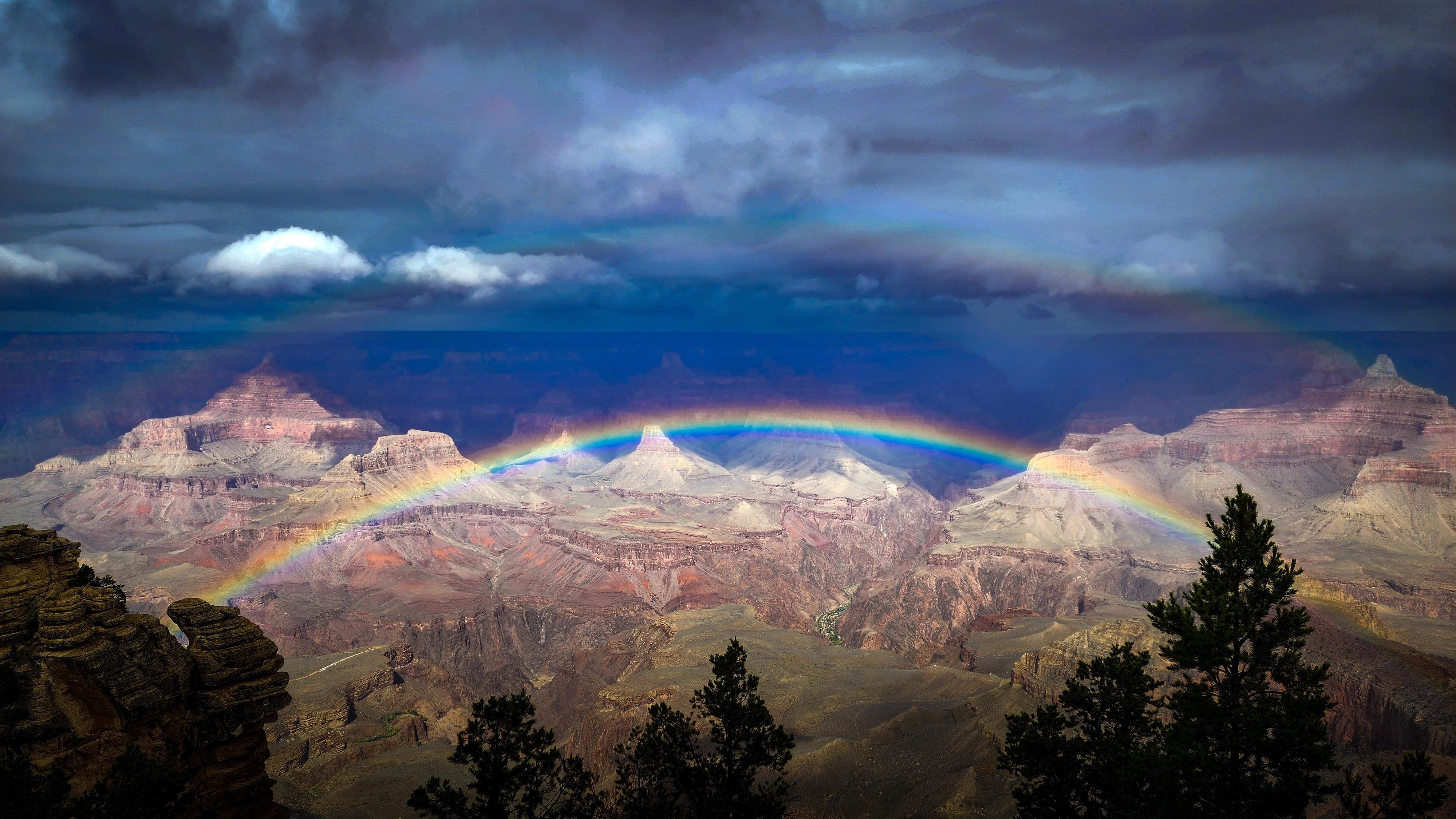 A (very short) break in the rain lunchtime 10/13/2025
