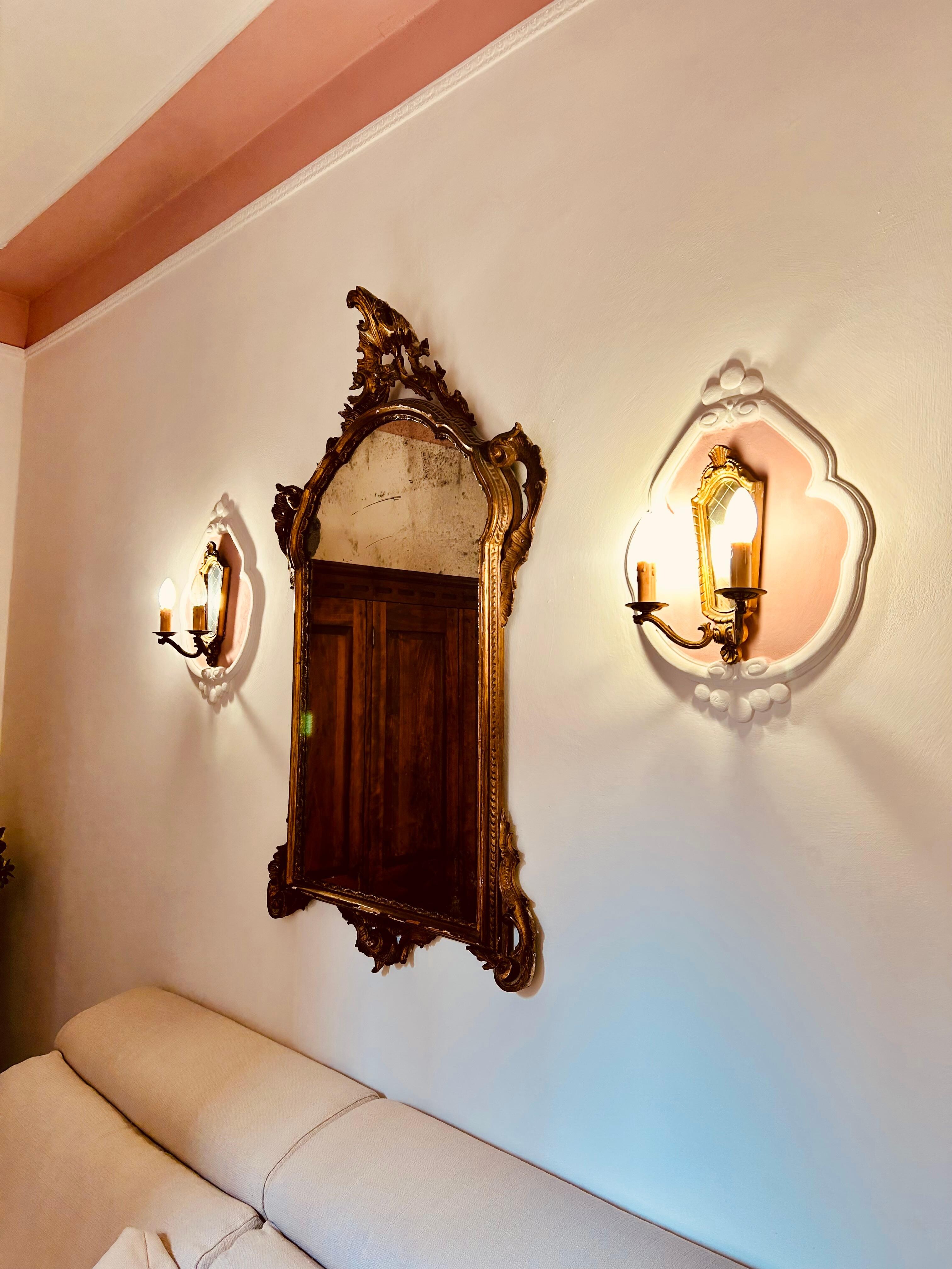 Authentic decor