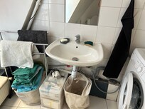 Bathroom upon arrival