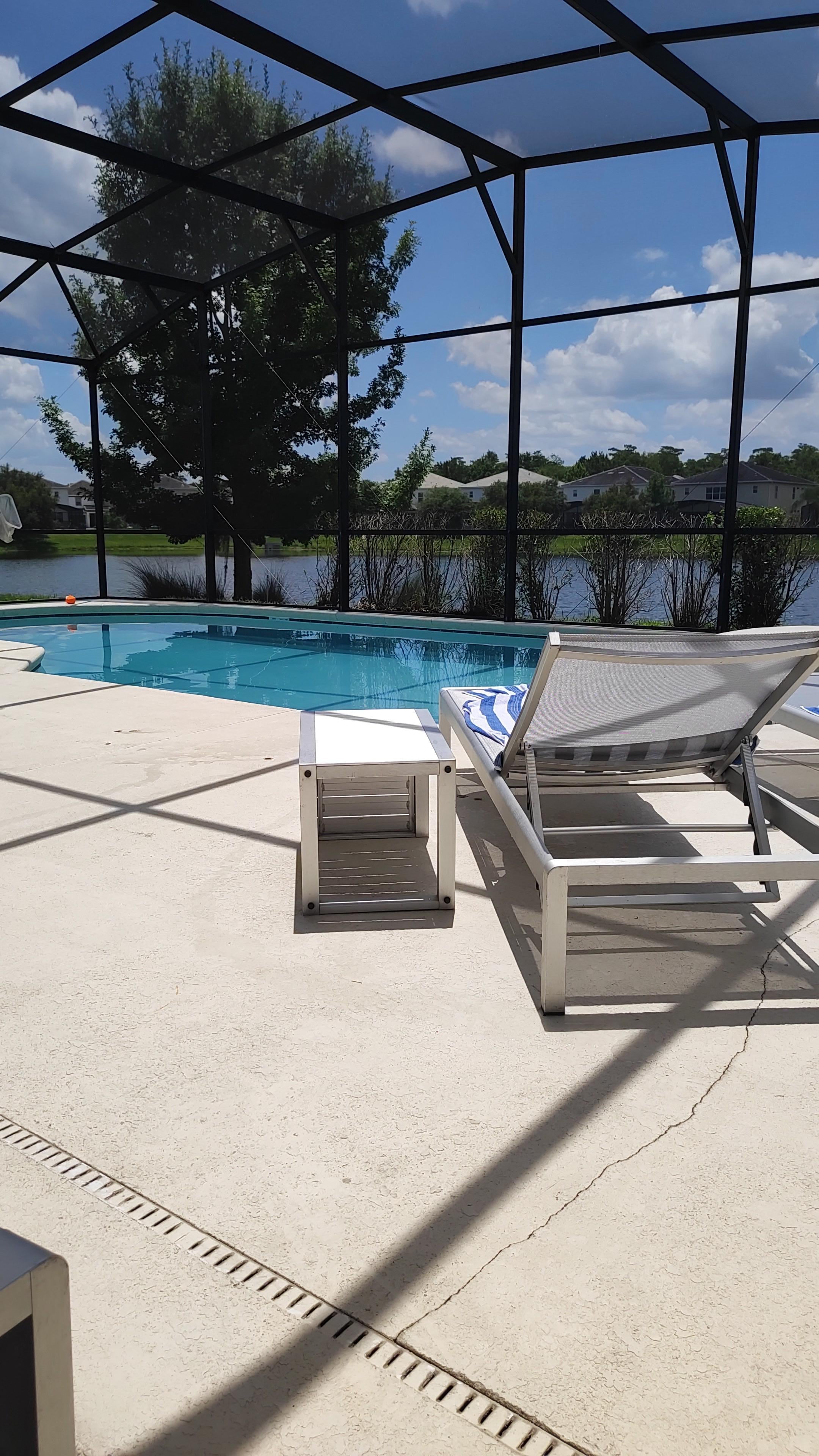 Early morning at the pool