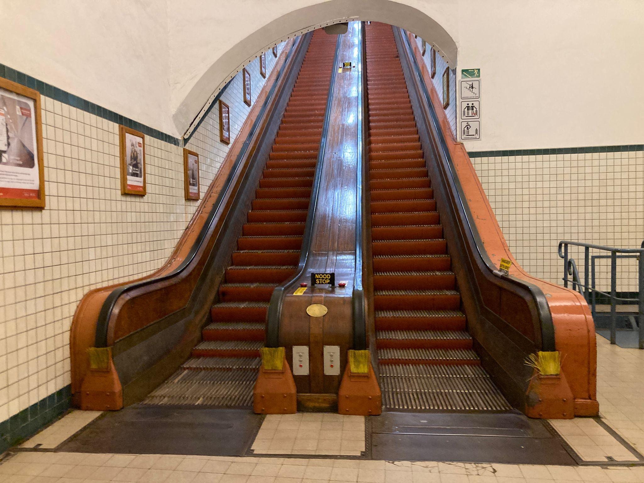 Sint-Annatunnel entrance.
