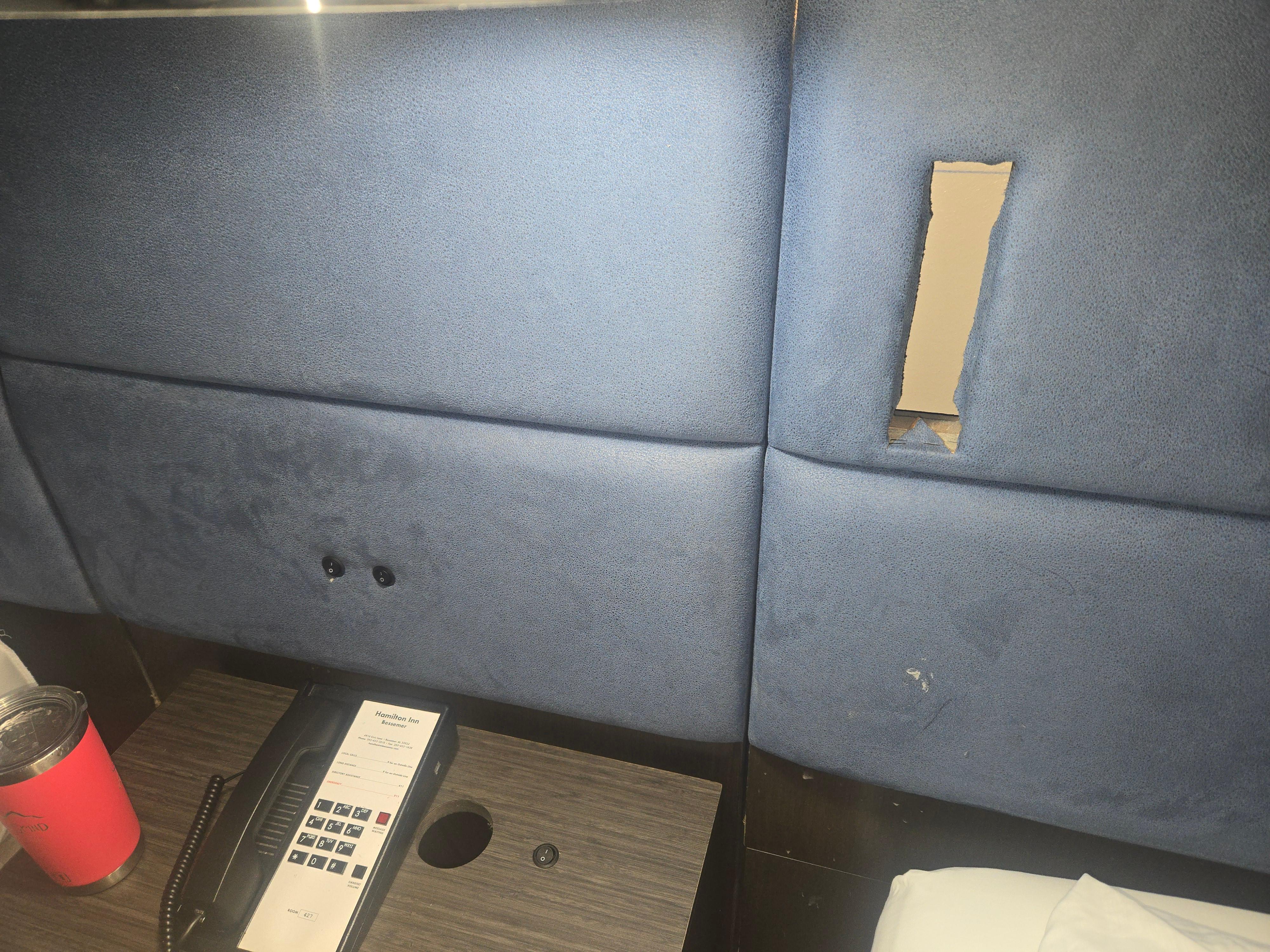 Missing part off the headboards and nightstands.