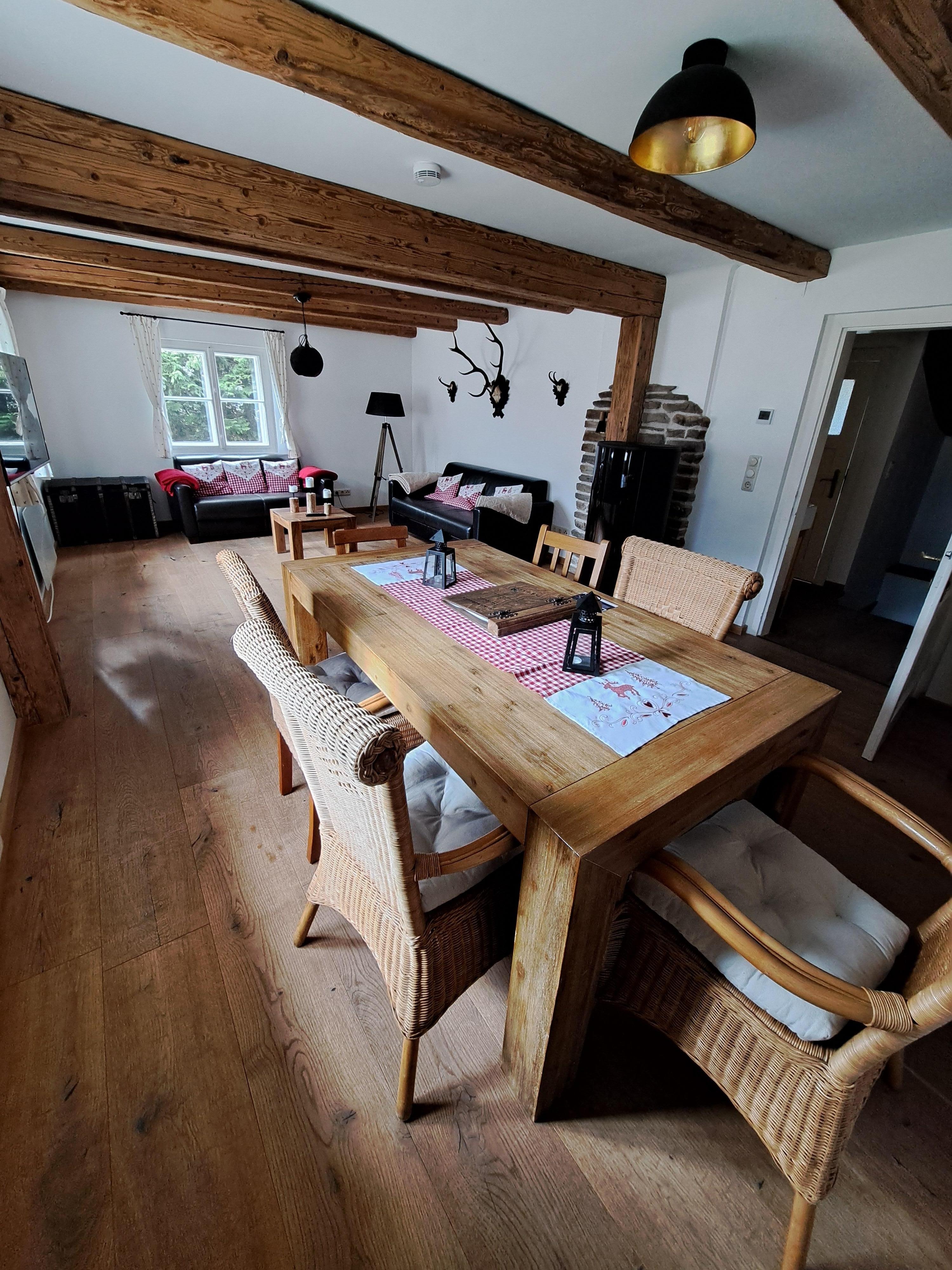 Wohnzimmer mit Pelletofen